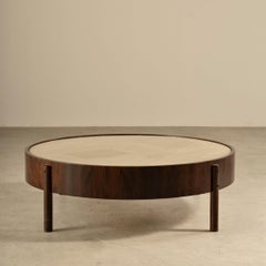 Table basse ronde Adi, 2019, design brésilien inspiré des années 60