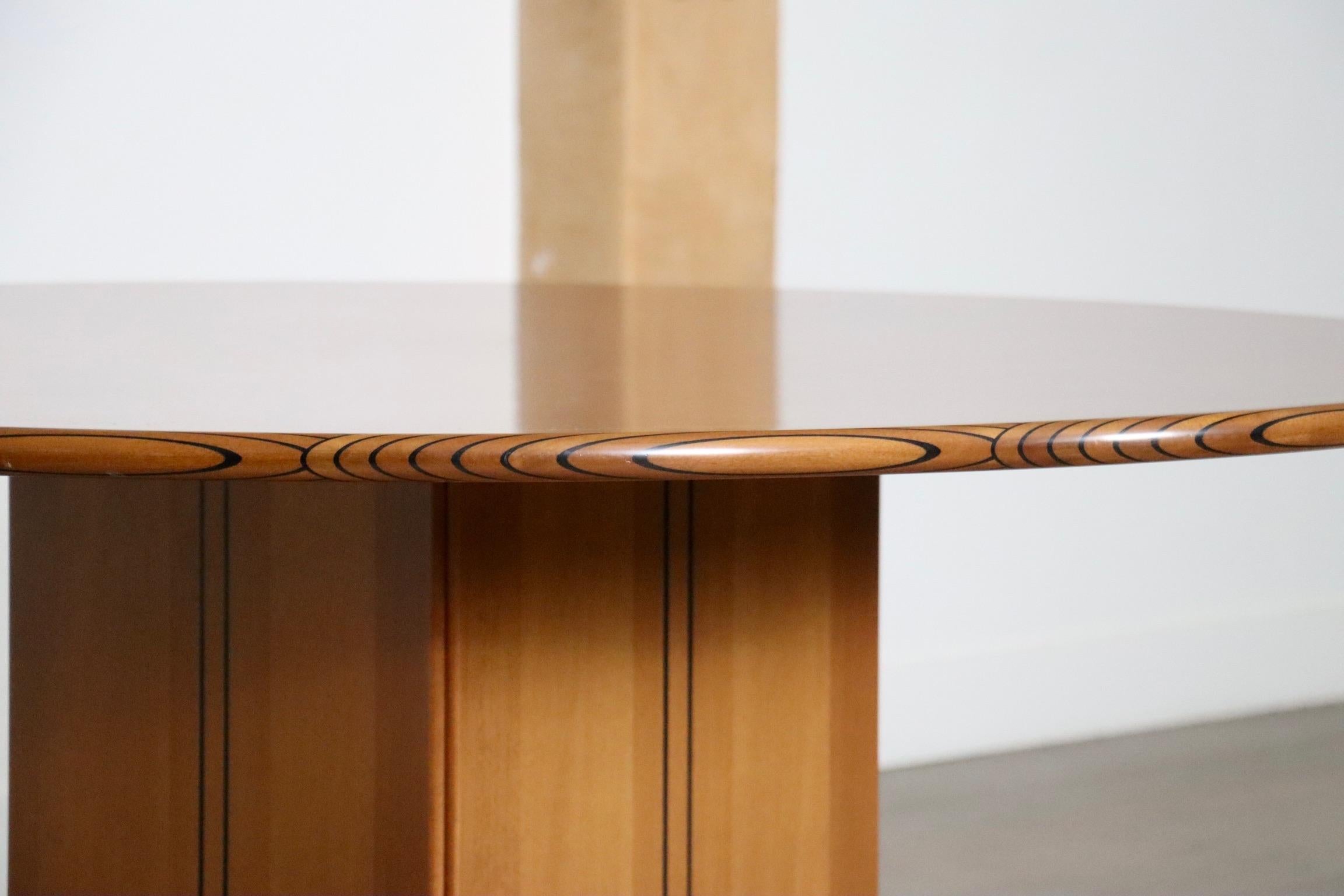 Mesa de comedor redonda 