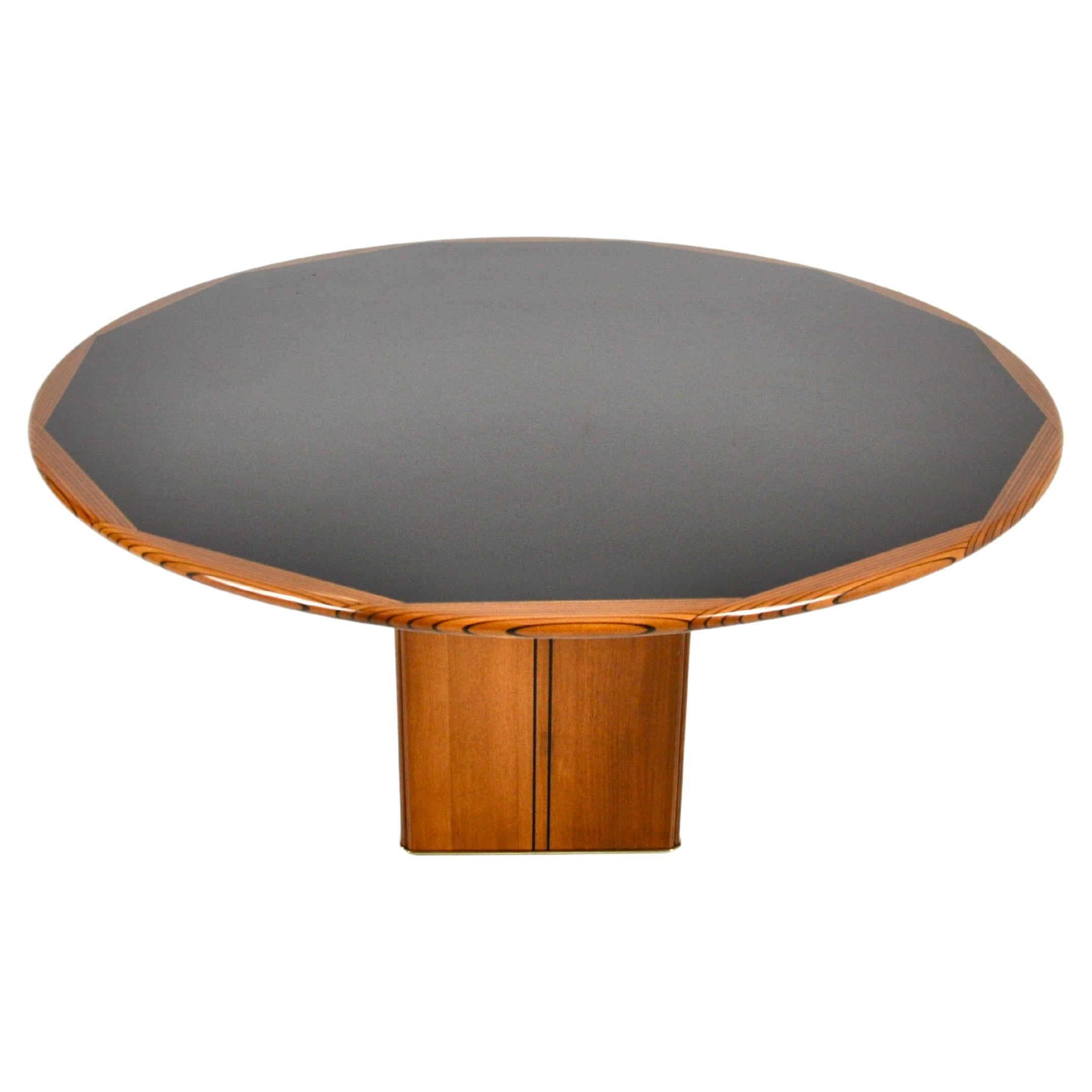 Round Africa Table by Afra & Tobia Scarpa for Maxalto, 1975
