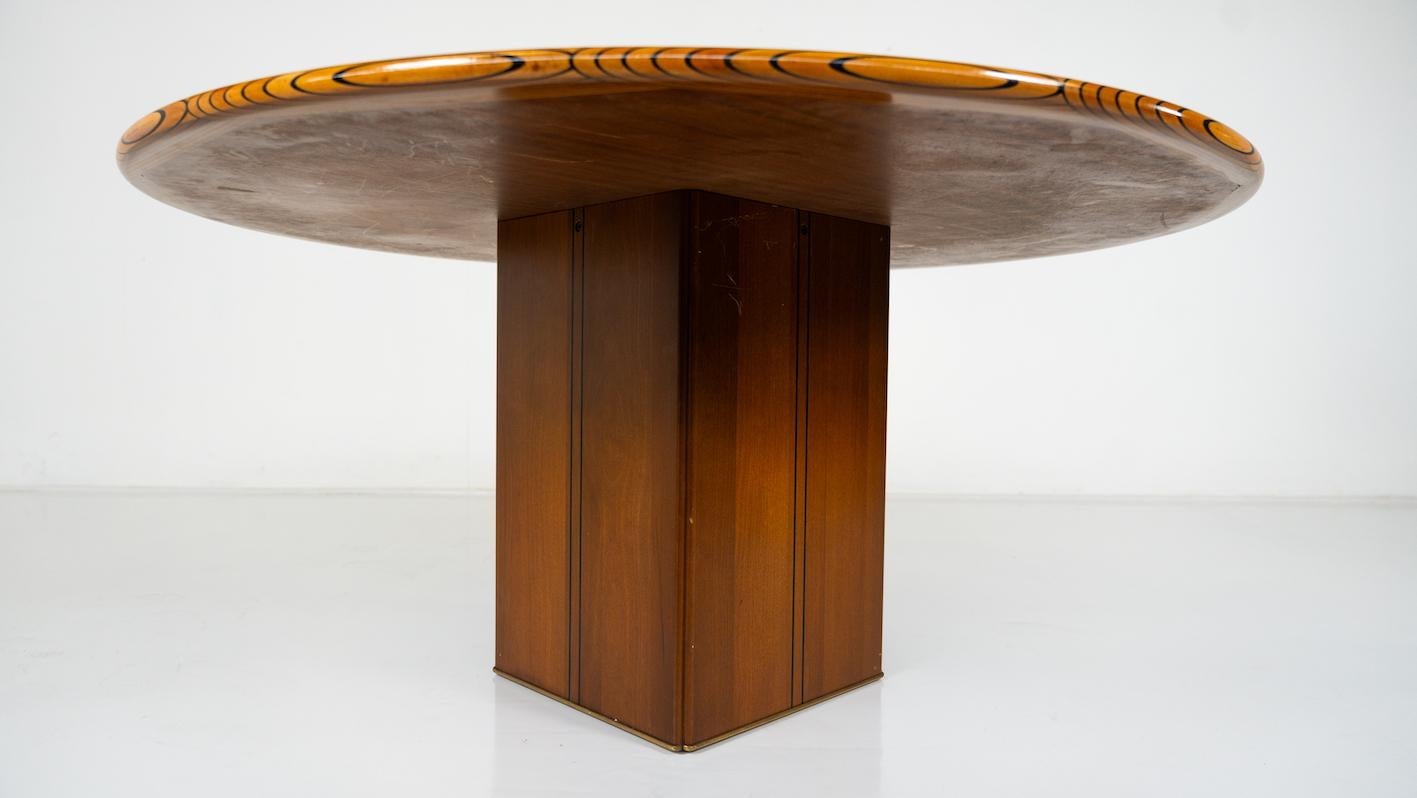 Late 20th Century Round 'Africa' Table by Afra & Tobia Scarpa, Maxalto Artona Series, Italy, 1970s For Sale