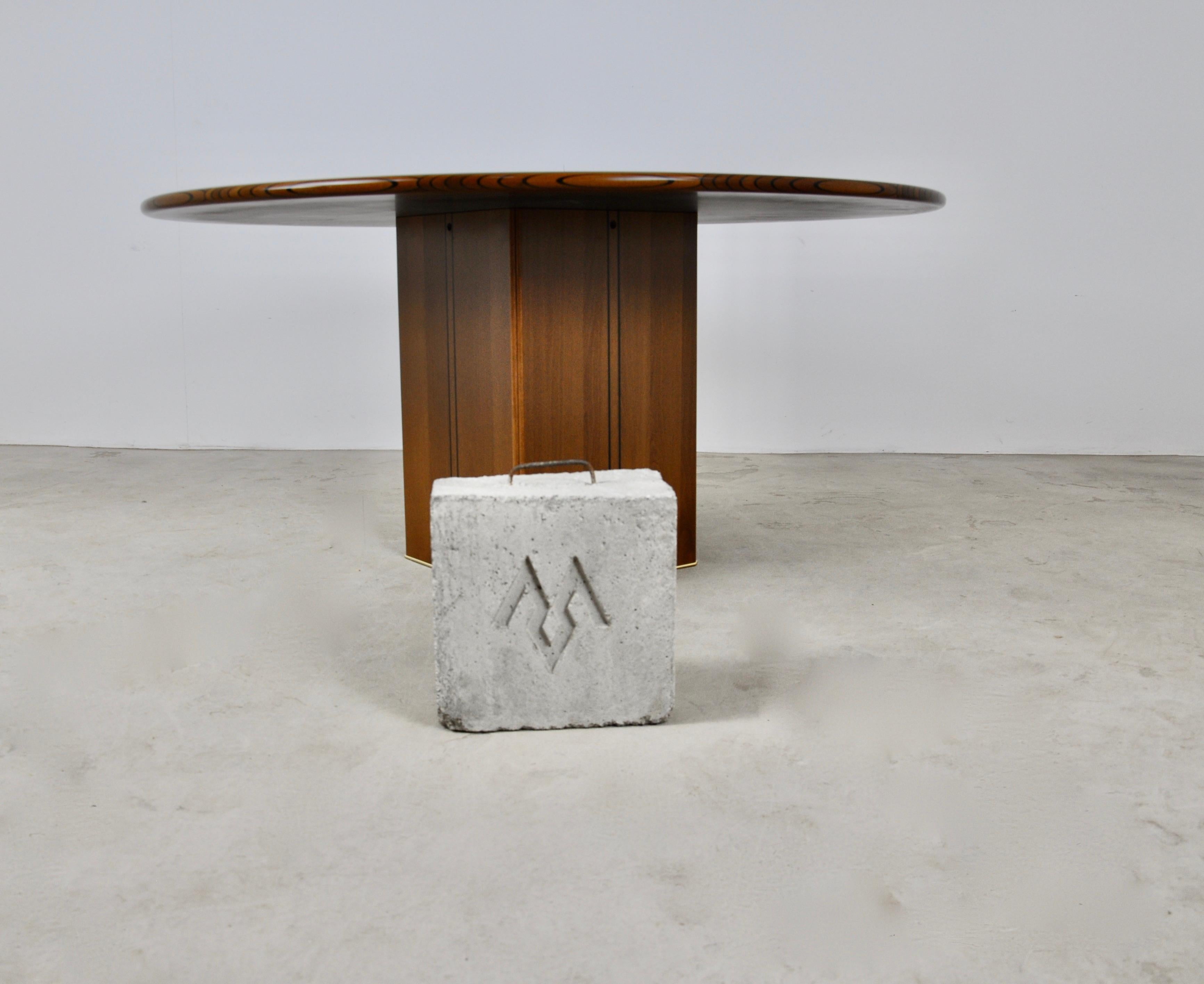 Round Africa Table by Afra & Tobia Scarpa, Maxalto Artona Series, Italy, 1970s In Good Condition In Lasne, BE