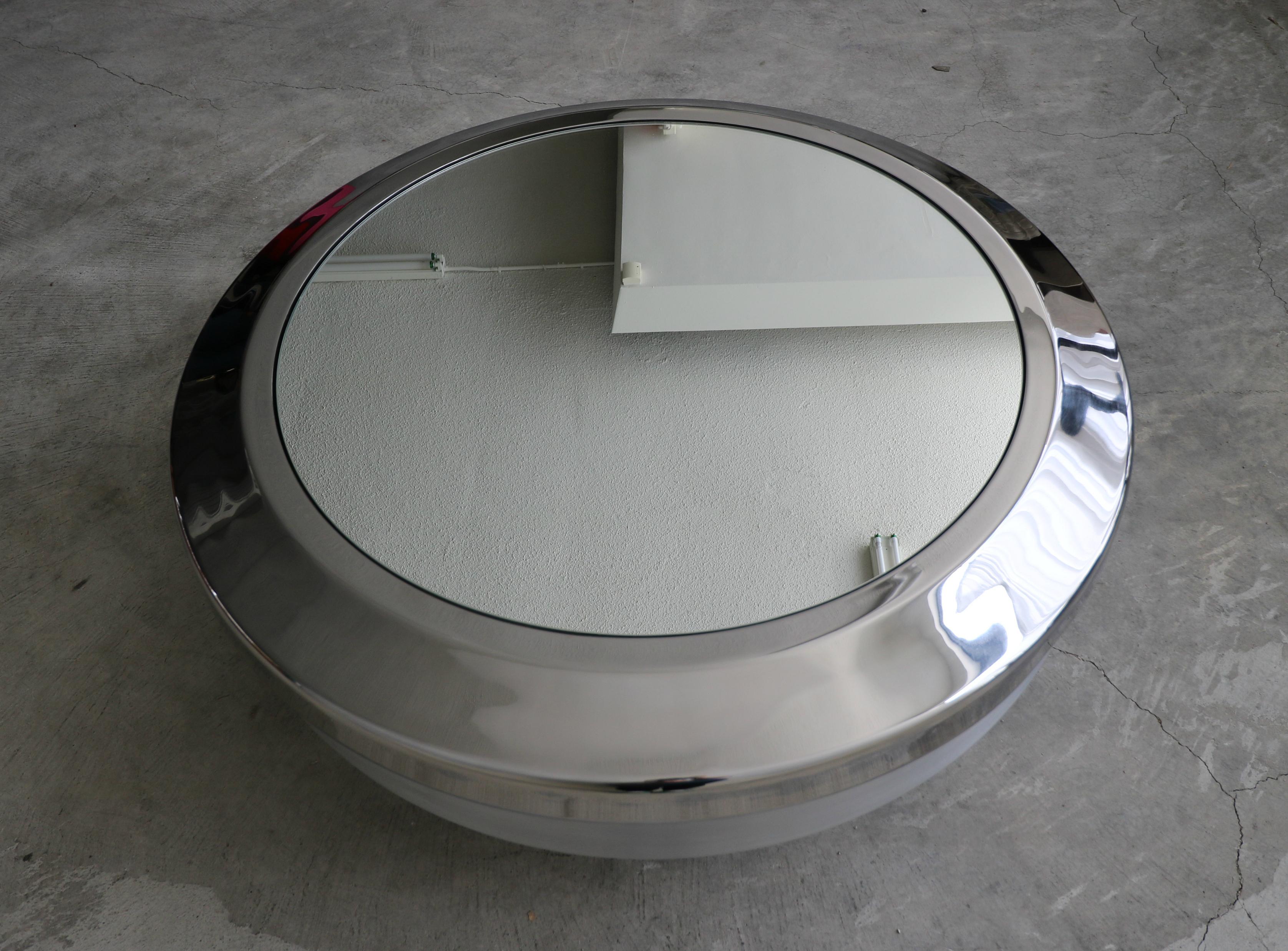 Round Aluminum Chrome and Mirror Drum Canister Coffee Table by GJ Neville In Good Condition In Las Vegas, NV
