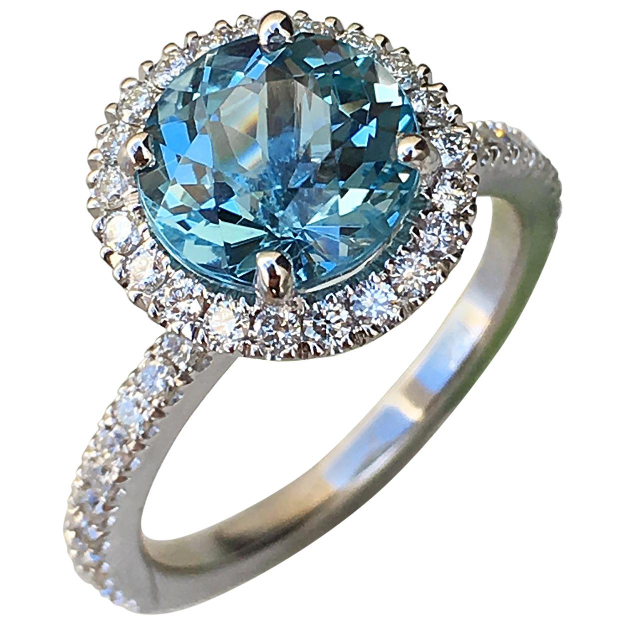 Round Amazing Blue Aquamarine with Diamond Halo Ring 18 Karat White Gold For Sale