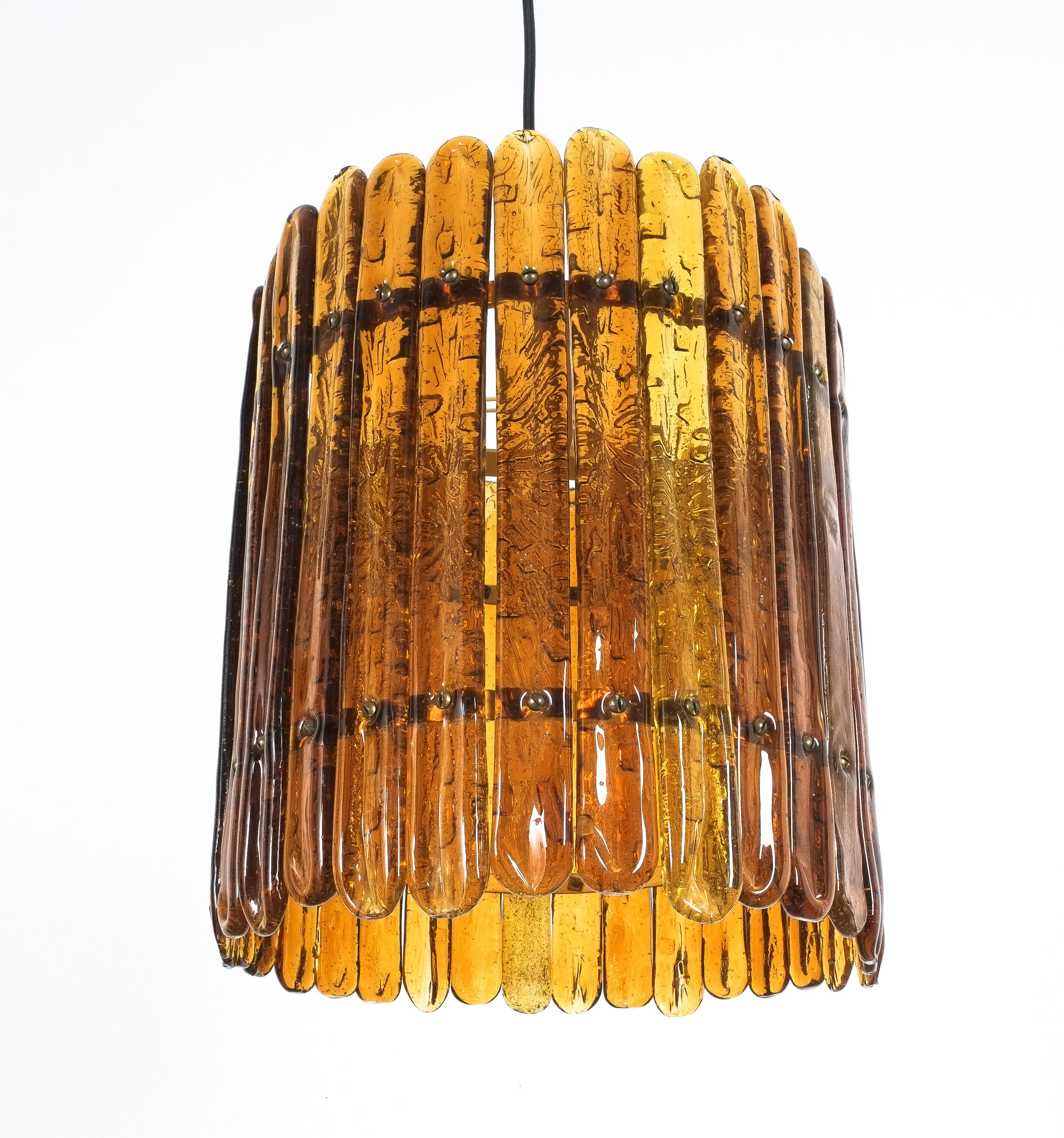 Round Amber Glass Chandelier by Felipe Delfinger Feders, Midcentury In Good Condition In Vienna, AT