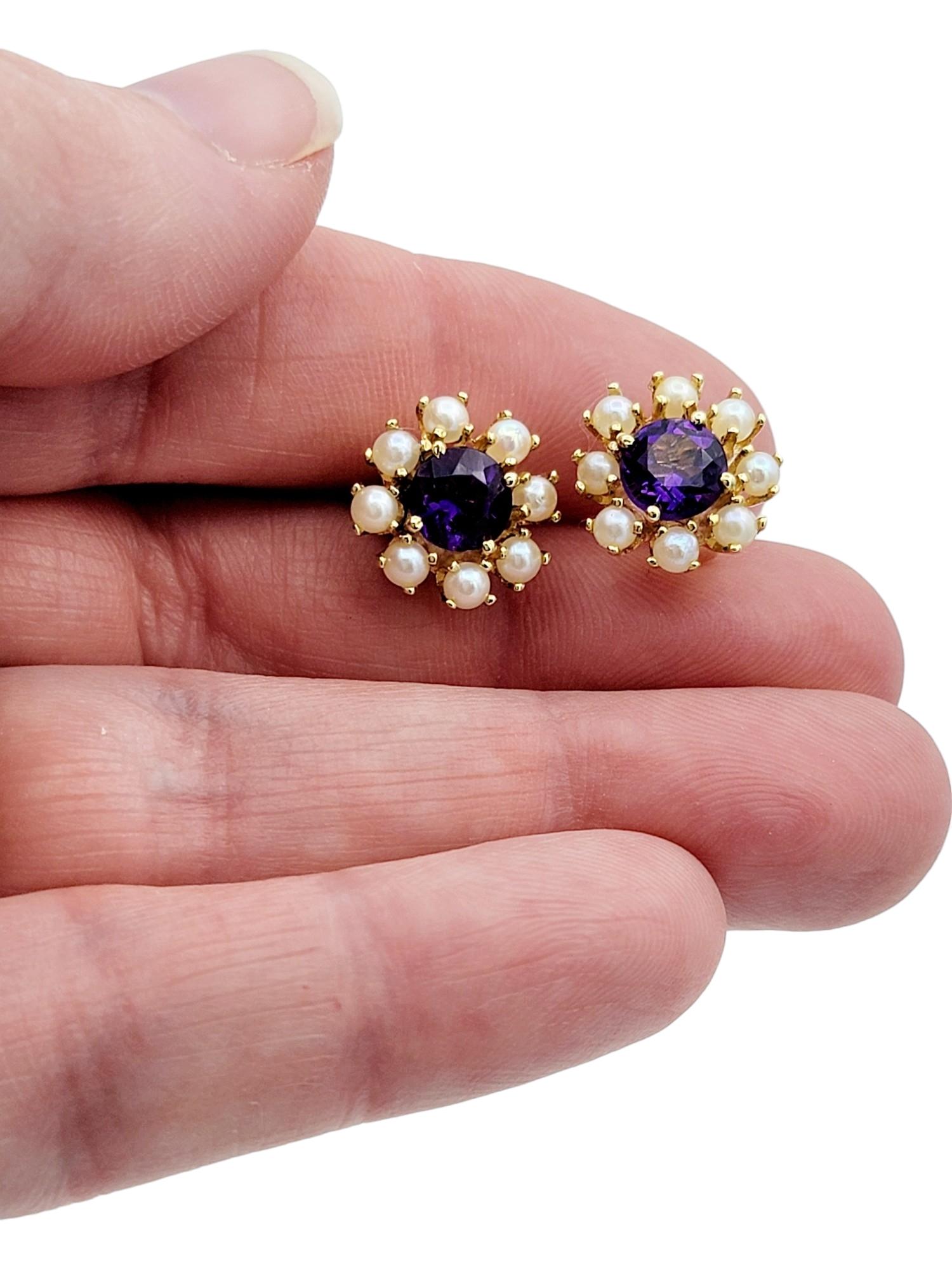 Round Amethyst and White Pearl Halo Stud Earrings Set in 14 Karat Yellow Gold In Good Condition For Sale In Scottsdale, AZ
