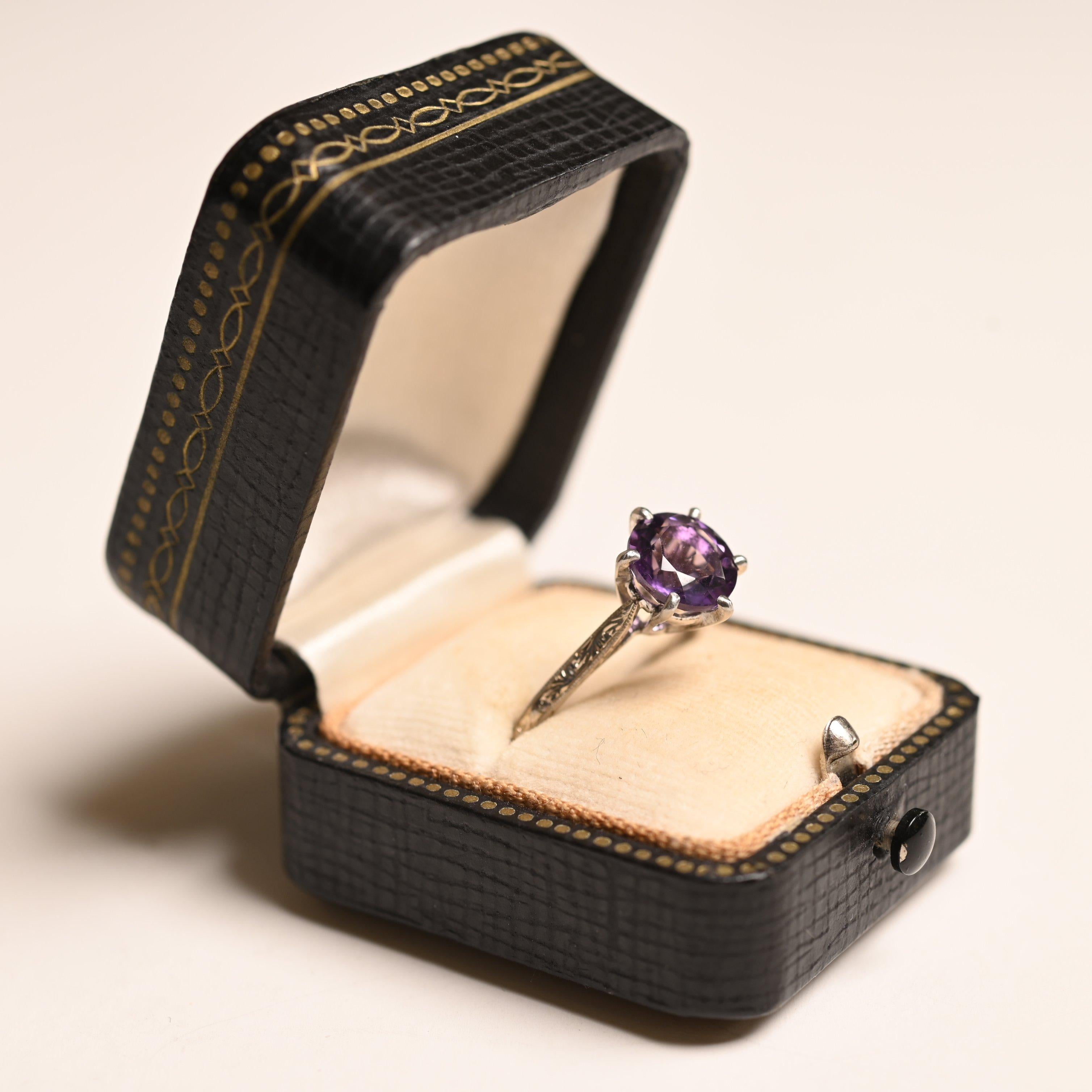 Round Cut Round Amethyst (Approx 1.9-Carats) Cocktail Ring, Platinum, France For Sale