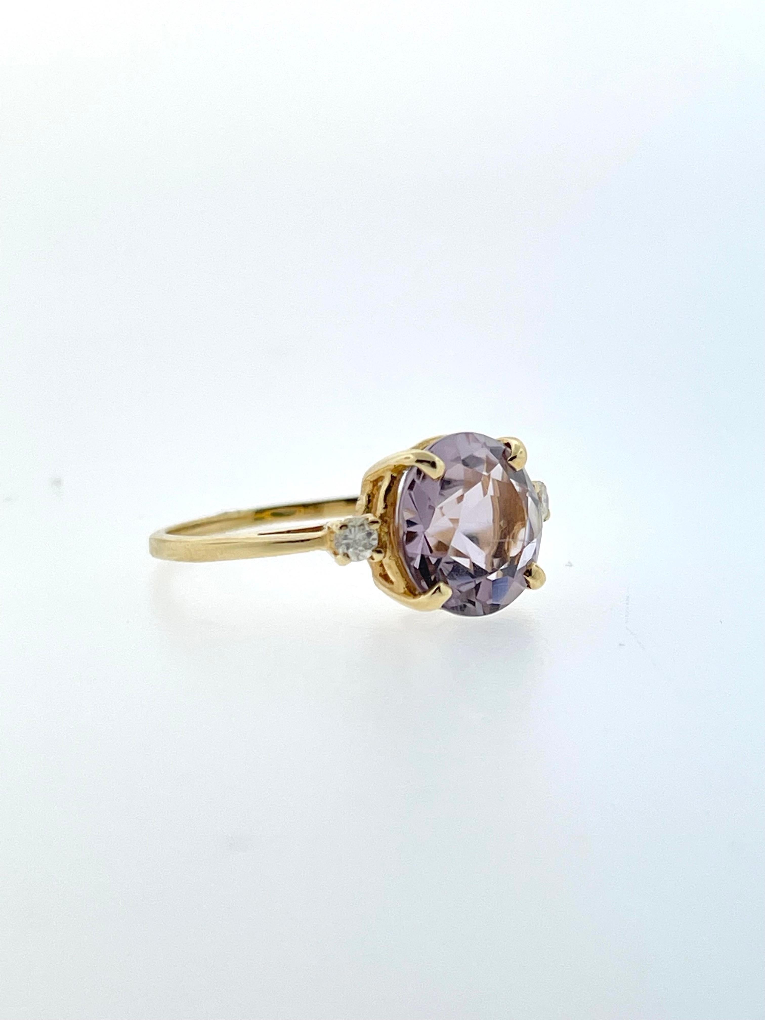 Round Amethyst Ring In New Condition For Sale In Los Angeles, CA