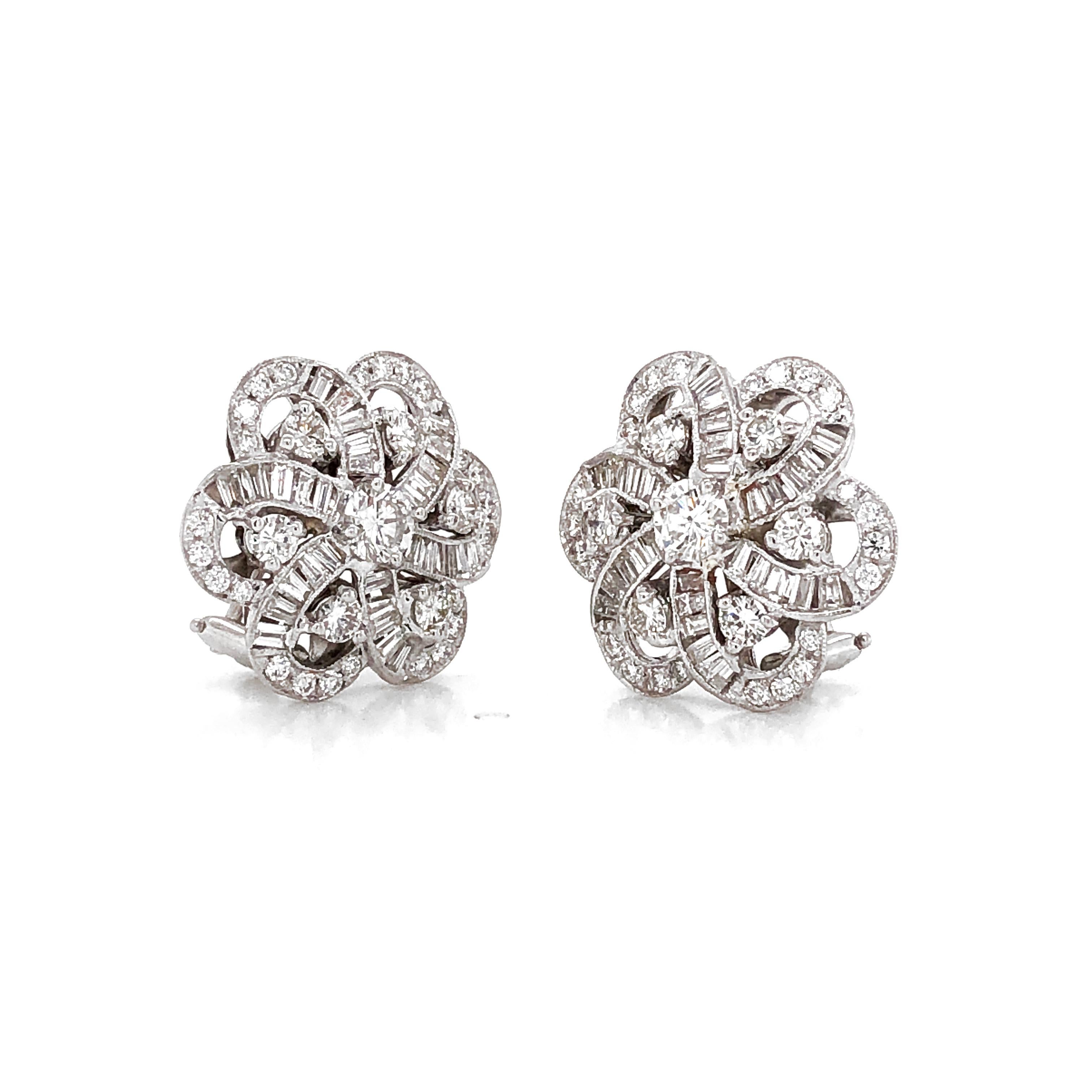 Women's Round and Baguette Cut Diamonds 4.37 Carat Flower Inspired 18 Karat Gold Earring For Sale