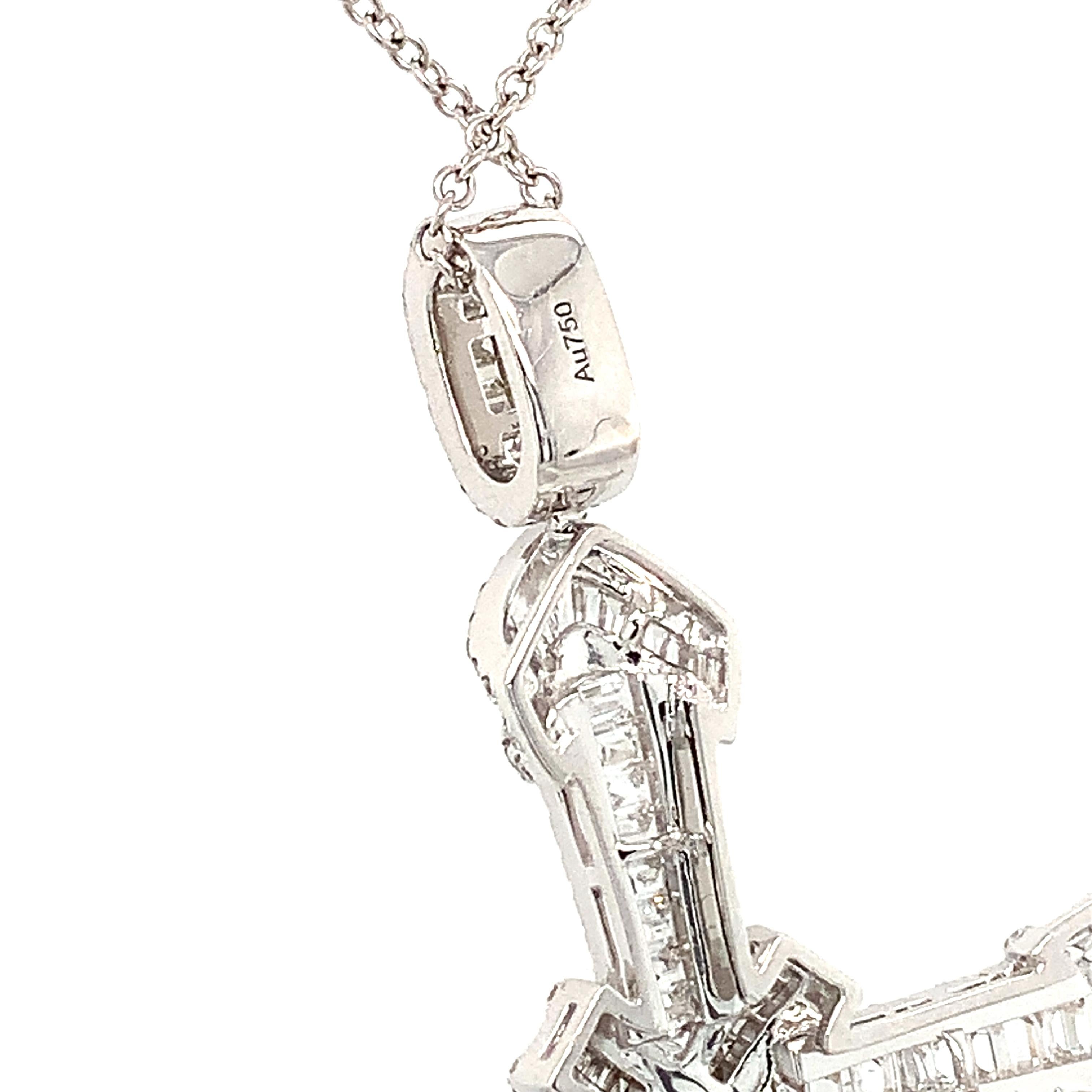 Collana con diamanti rotondi e baguette srt deco a goccia grande in oro bianco 18 carati in vendita 3