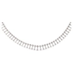 Runder und birnenförmiger Diamant-Choker