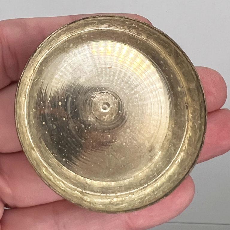 Round Antique Brass Pill Box with Hand Painted Mughal Design and Hidden Mirror In Good Condition For Sale In Oklahoma City, OK
