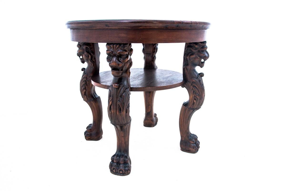 Renaissance Revival Round Antique Coffee Table with Lions, Western Europe, circa 1900