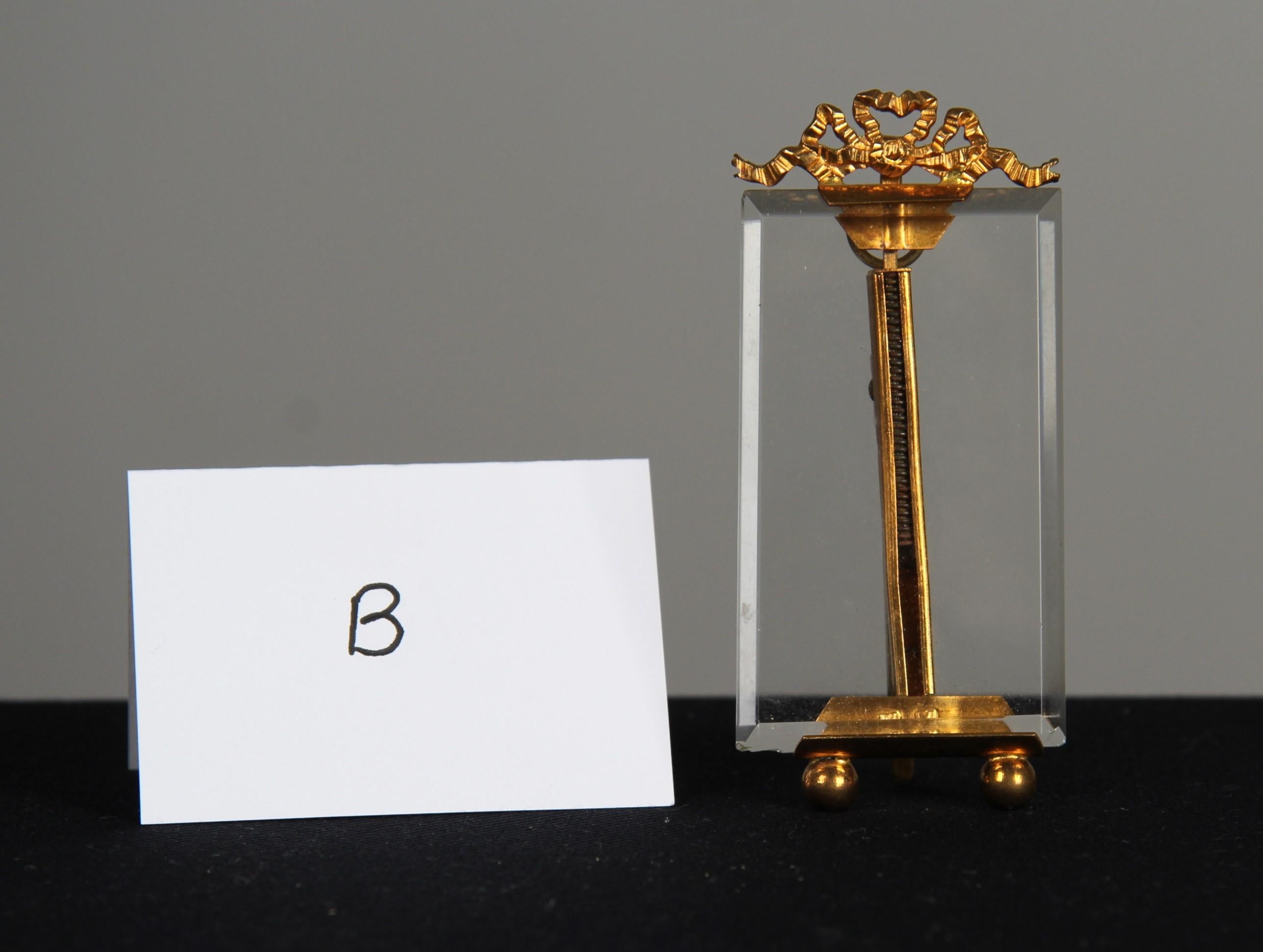 Brass Round Antique Picture Frame, Victorian Photo Frame, France, 1880s, 4 x 8 cm For Sale