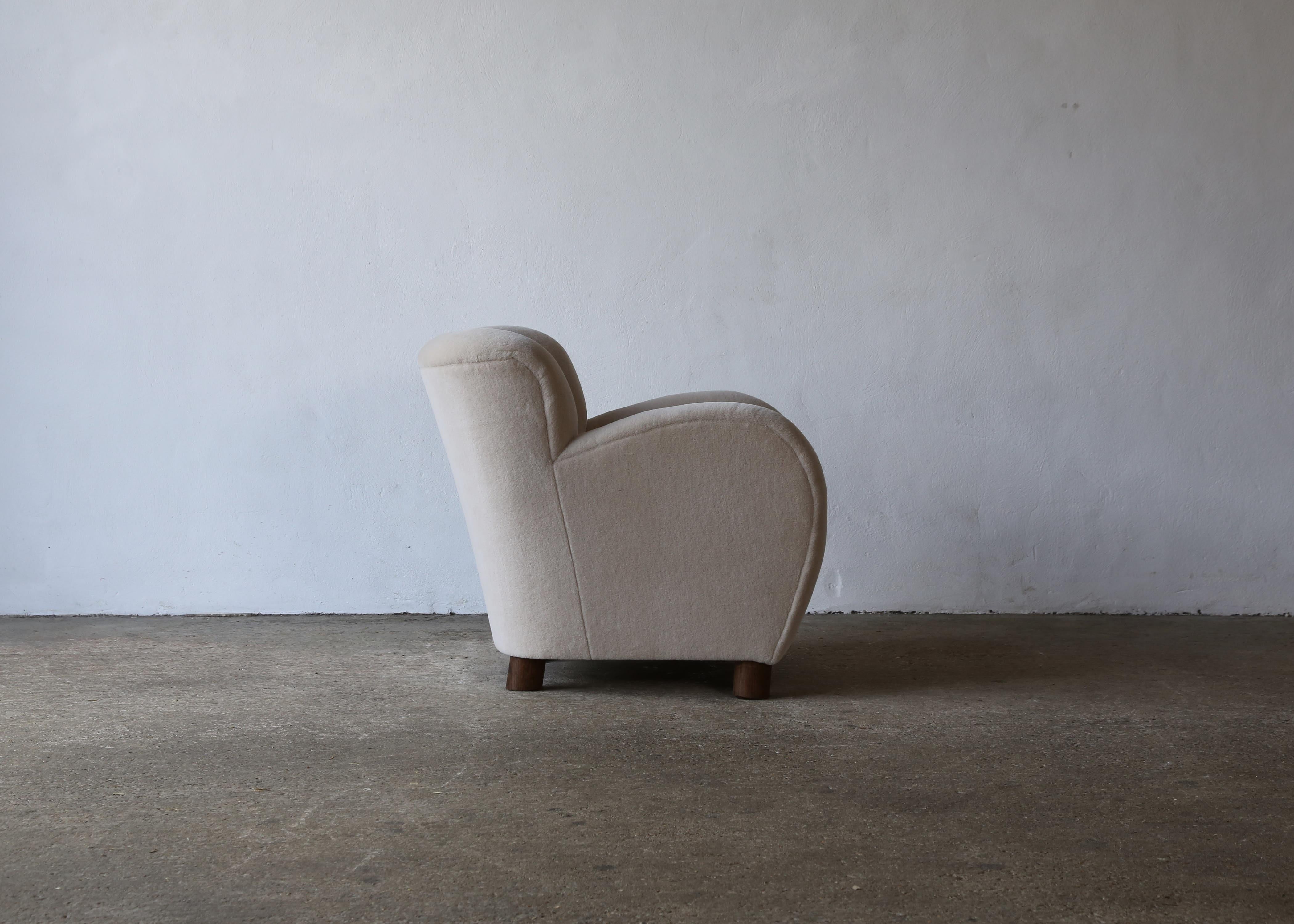 Round Arm Lounge Chair, Newly Upholstered in Pure Alpaca 5