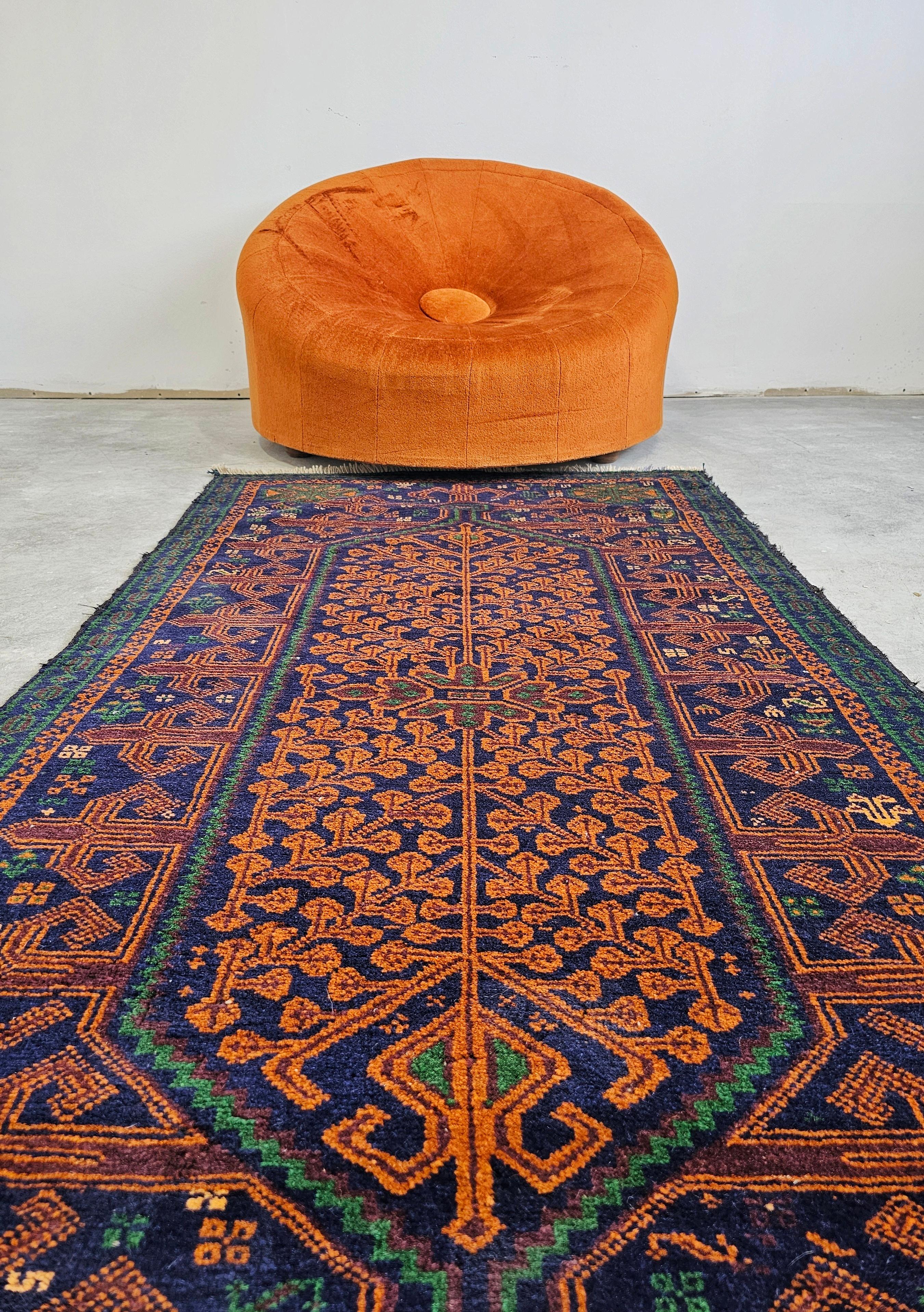 Round Armchair designed as an oversized pouf, in style of Pierre Paulin For Sale 1