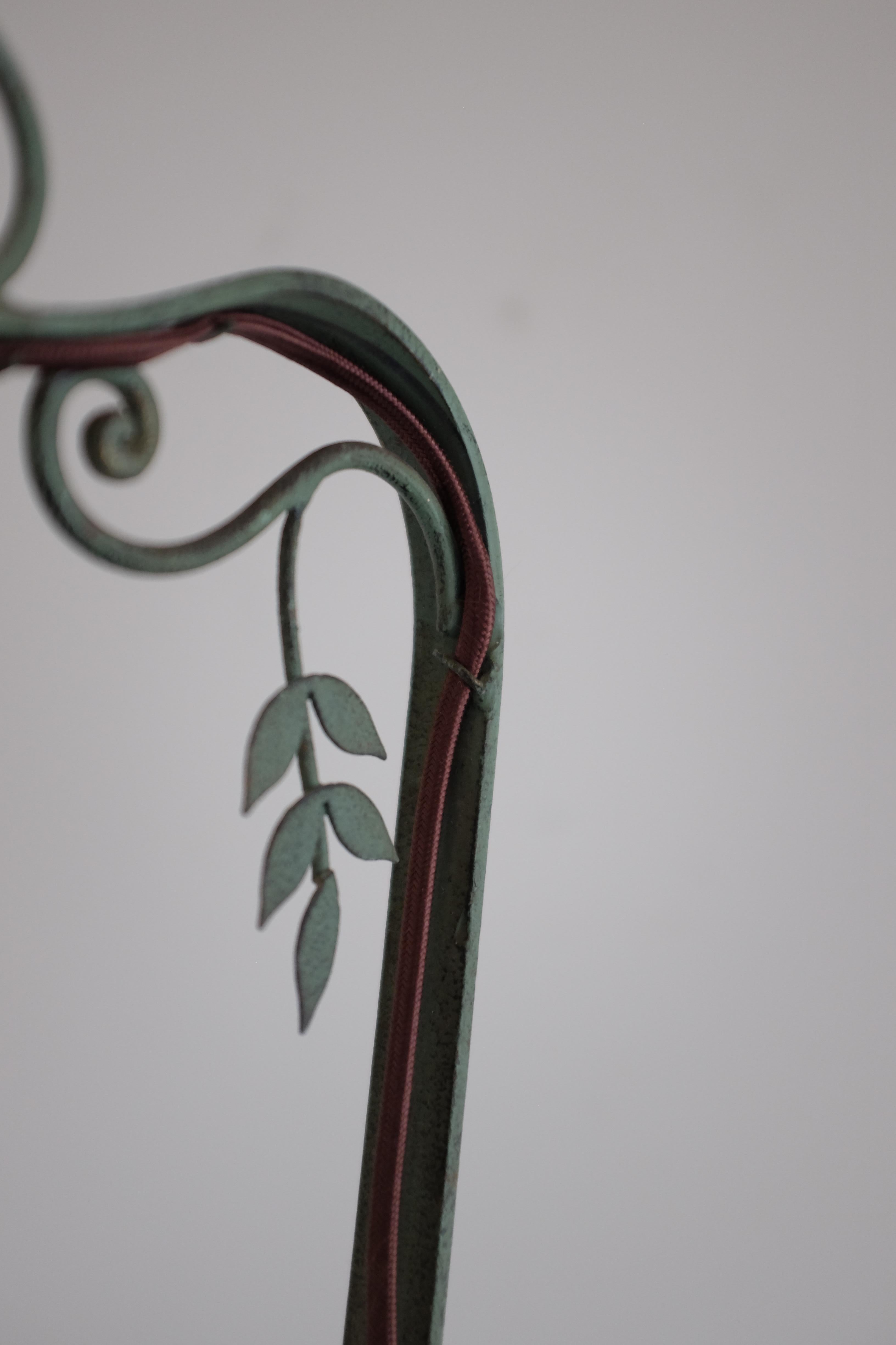 Ciondolo da esterno decorato con foglie in vendita 3