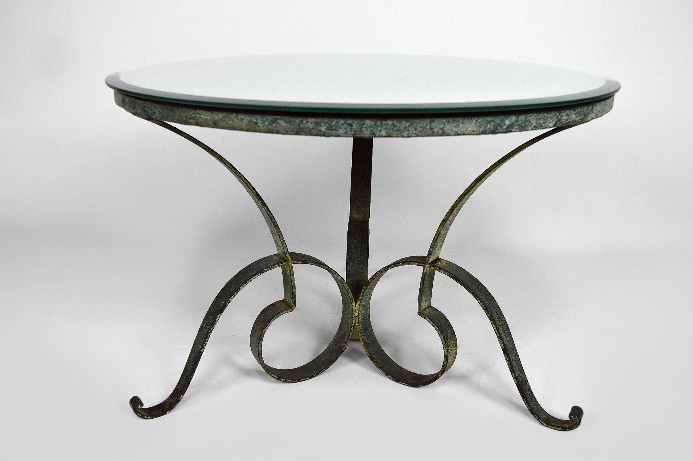 Mid-20th Century Round Art Deco Coffee Table in Wrought Iron Attributed to Raymond Subes, 1935s