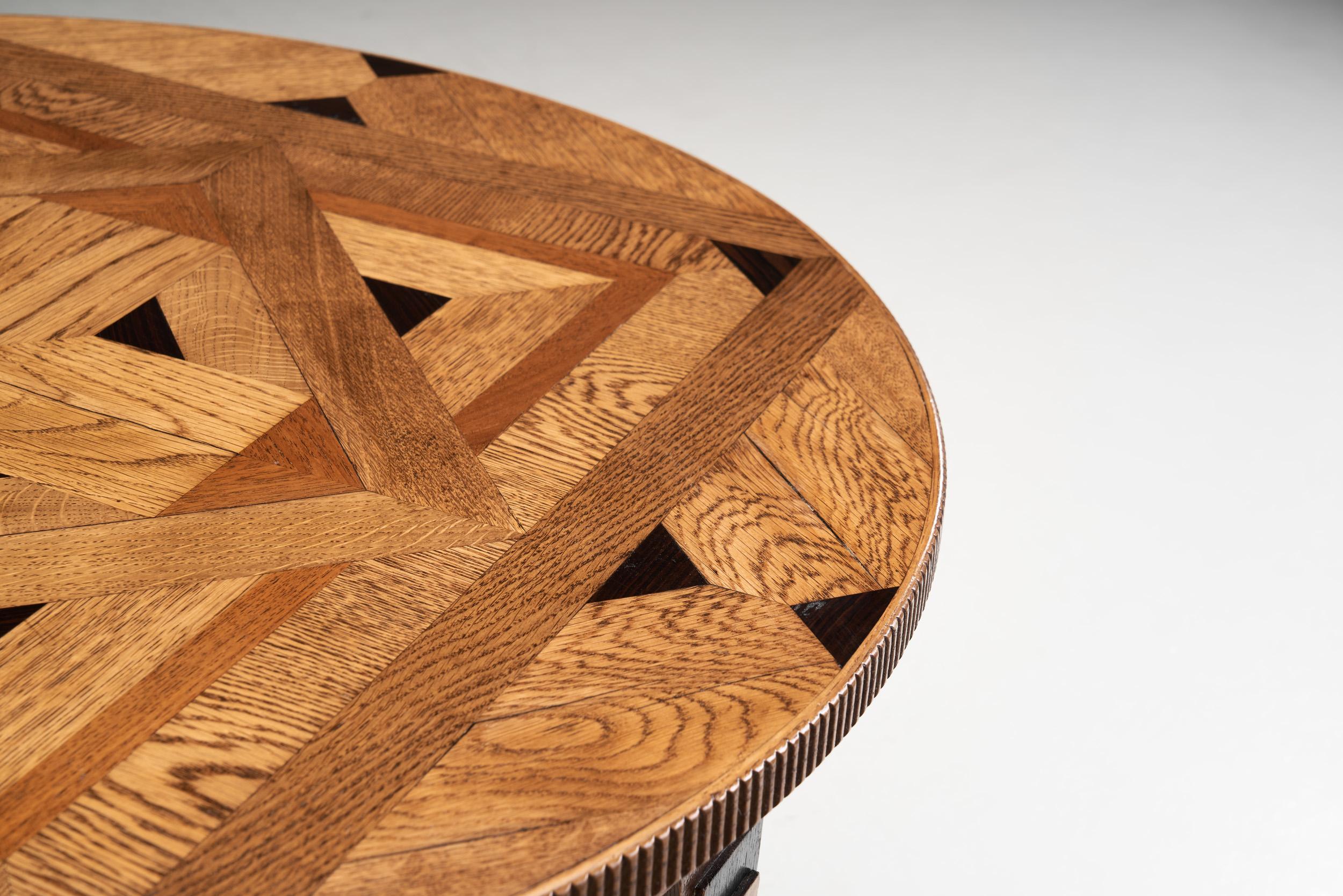 Round Art Deco Coffee Table with Intarsia, the Netherlands, 1930s For Sale 2