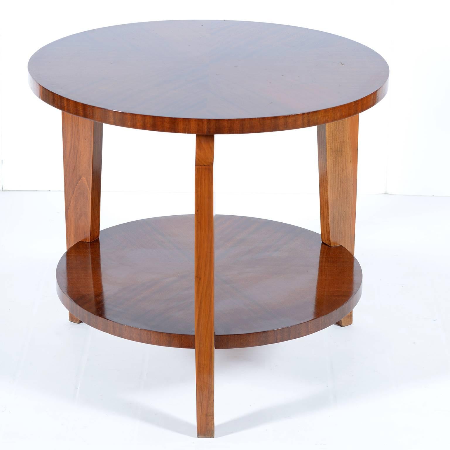 Round Art Deco French Side Table Double Shelves, 1940s In Good Condition In Firenze, Toscana