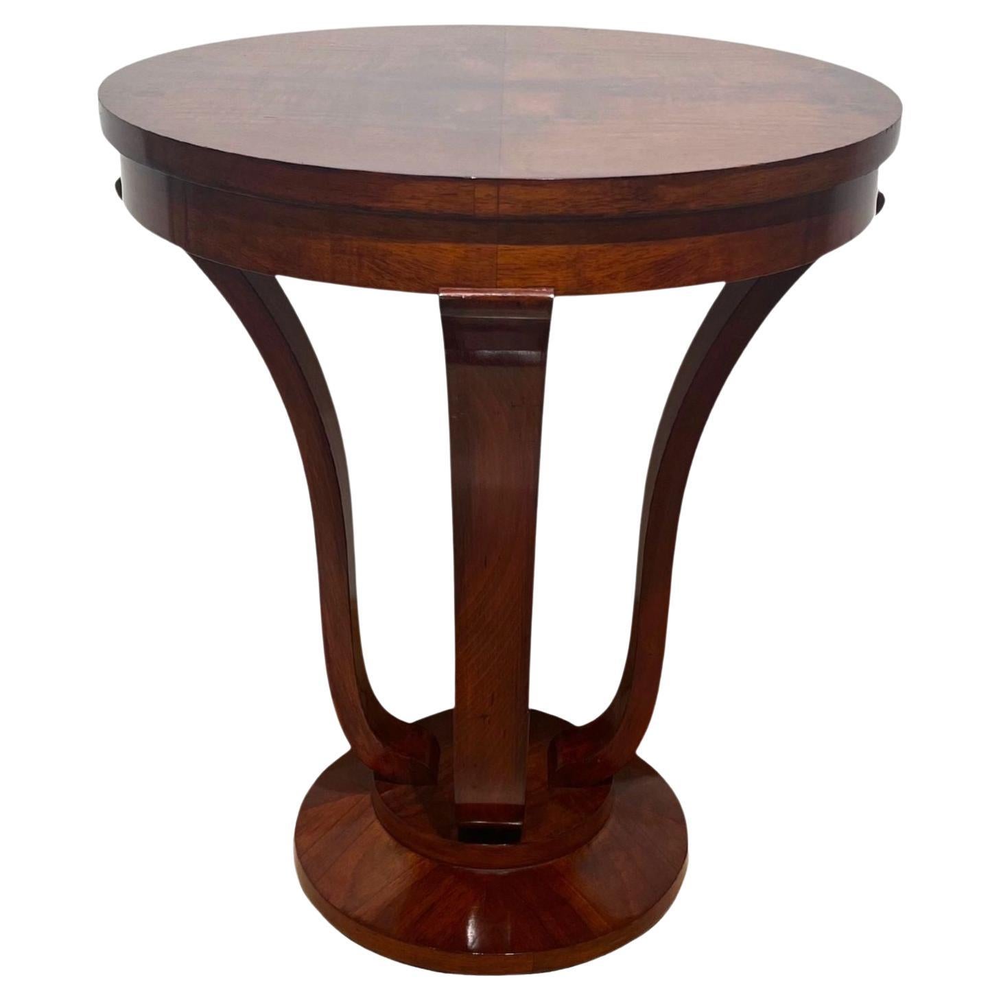 Round Art Deco Side Table, Walnut Veneer, France, circa 1930
