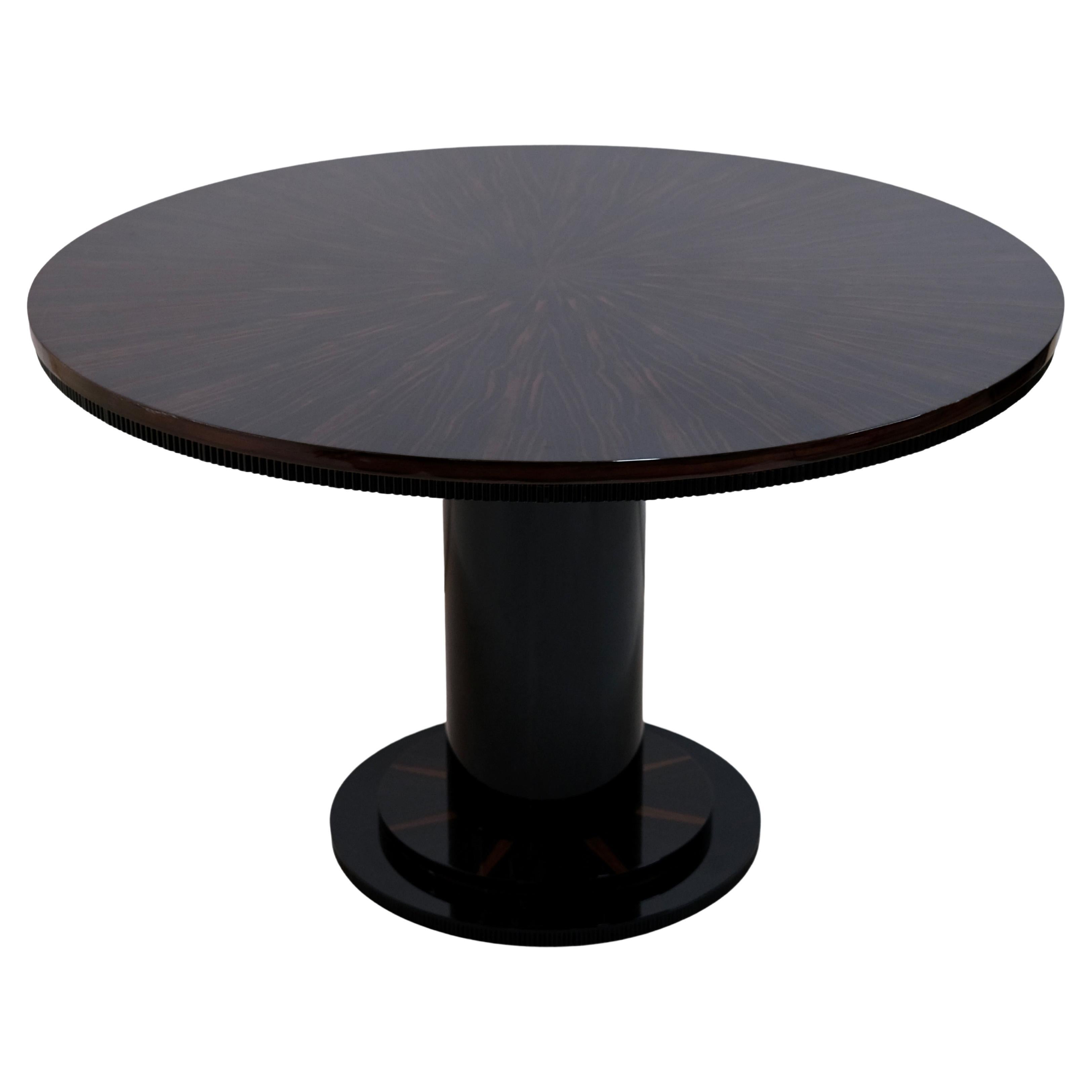 Round Art Deco Style Dining or Center Table in Real Wood Veneer For Sale