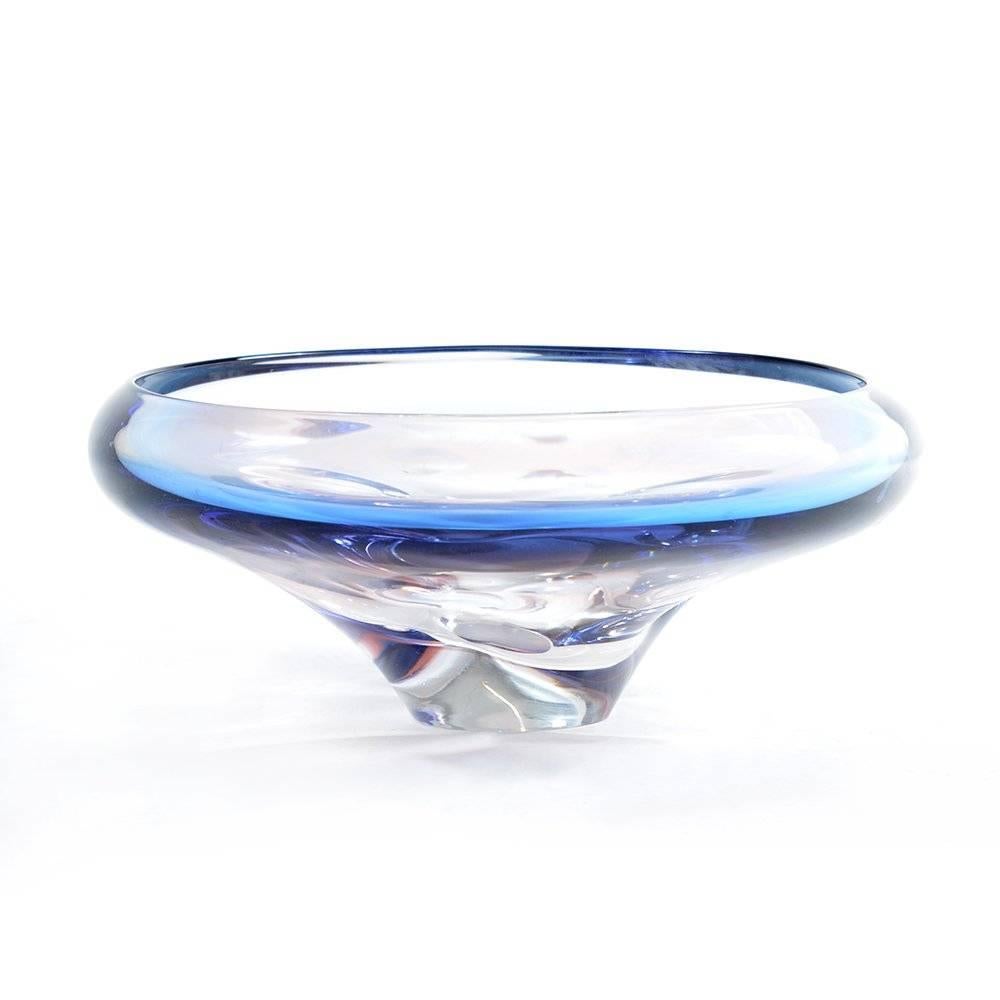 Beautiful, strong and elegant art glass bowl by Frantisek Zemek. This heavy glass bowl is in clear, purple and blue shades of metallurgical glass. Unique item following the long and strong tradition of Czech glass makers. Excellent condition.