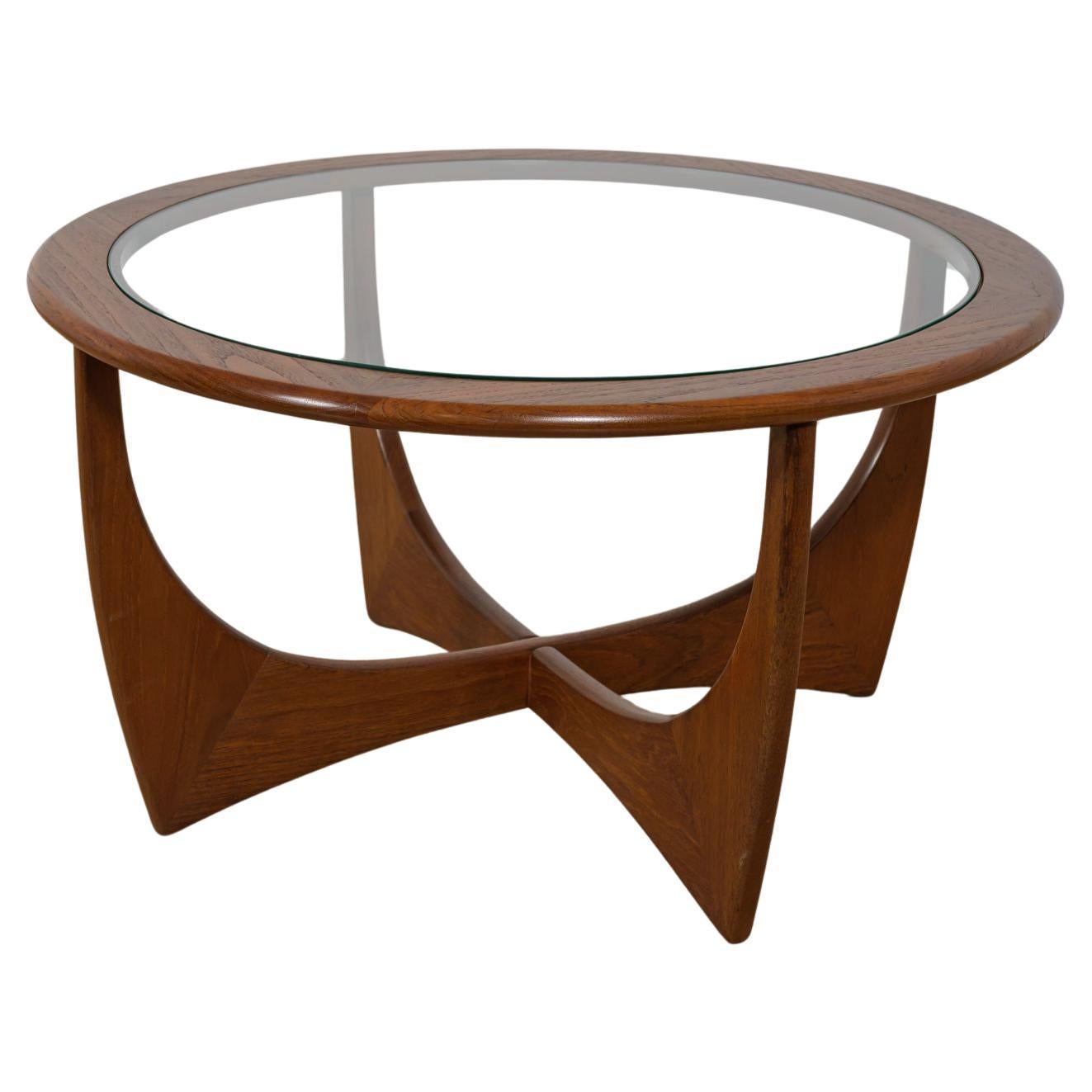 Runder Astro-Couchtisch aus Teakholz von Victor Wilkins für G-Plan, United Knigdom.