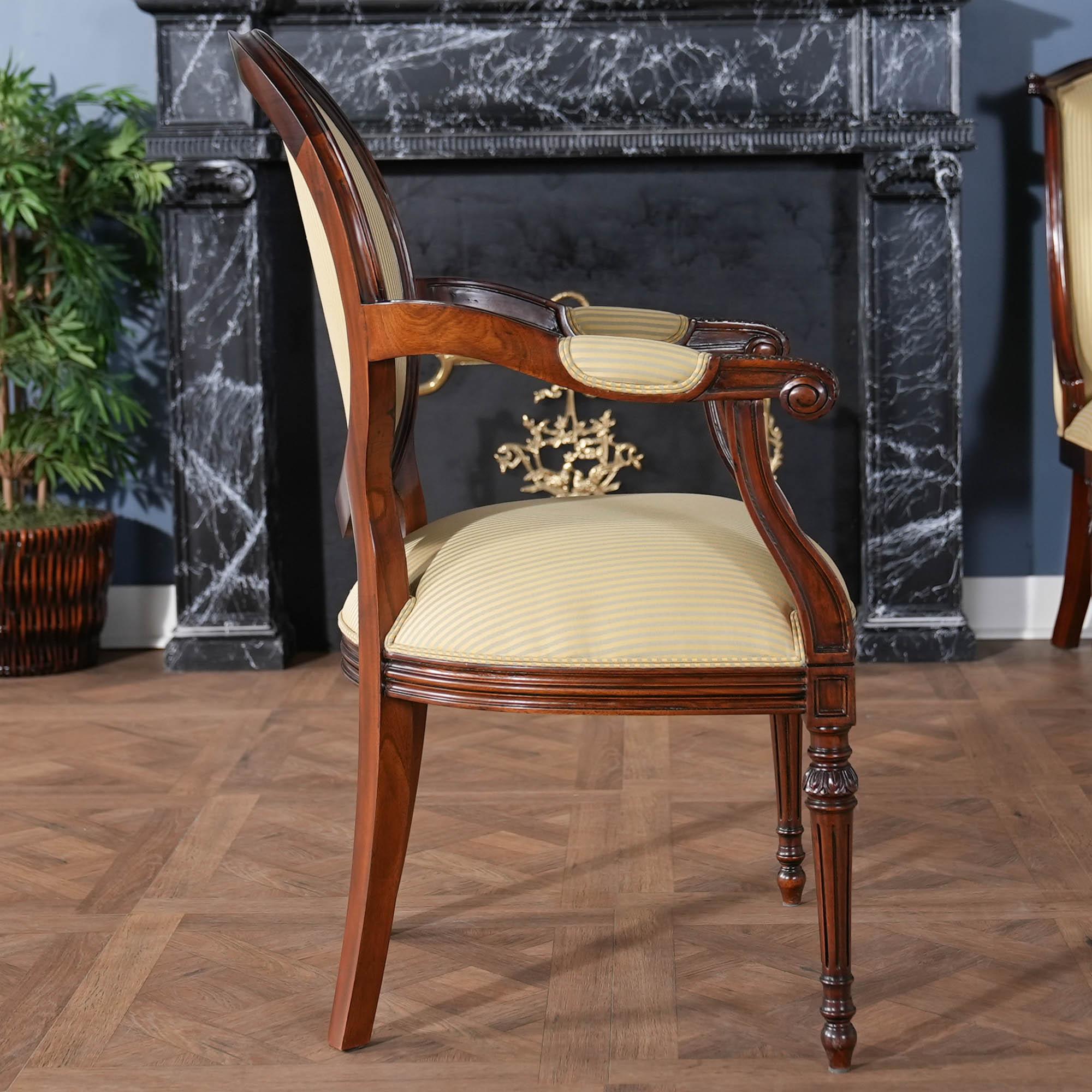 Chippendale Sedie con schienale rotondo in mogano, set da 10 in vendita
