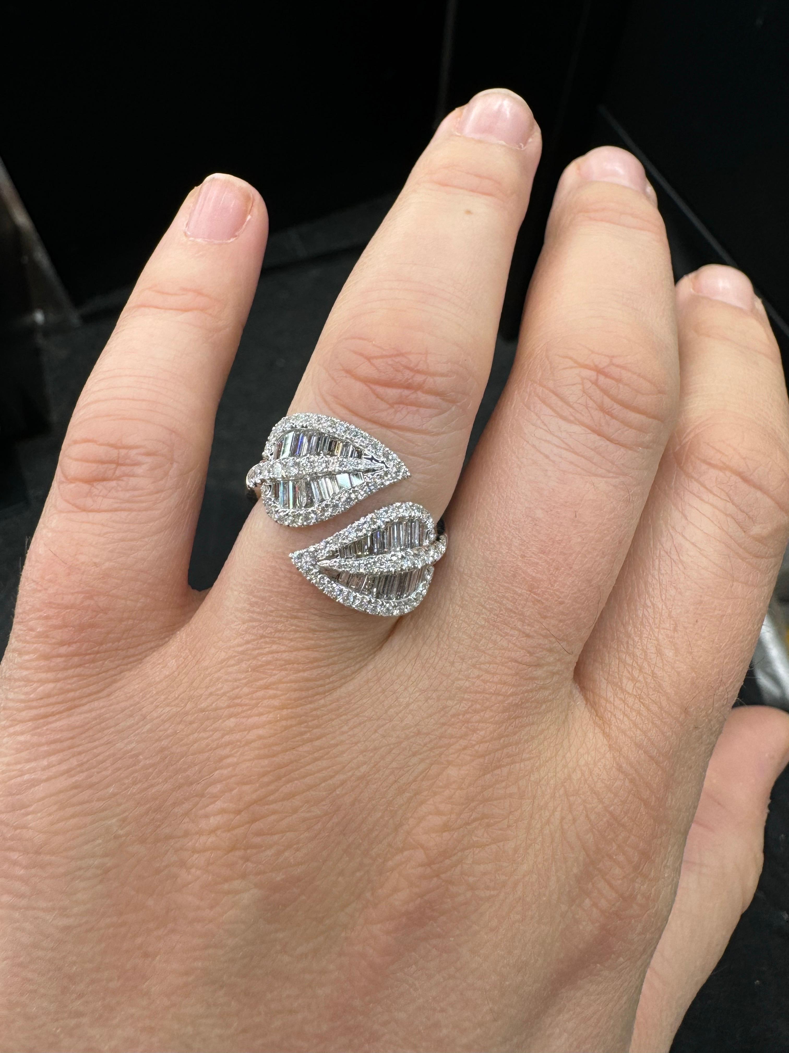 Round Baguette Diamond Leaf Bypass Ring 1.34 Carats 18 Karat White Gold In New Condition For Sale In New York, NY
