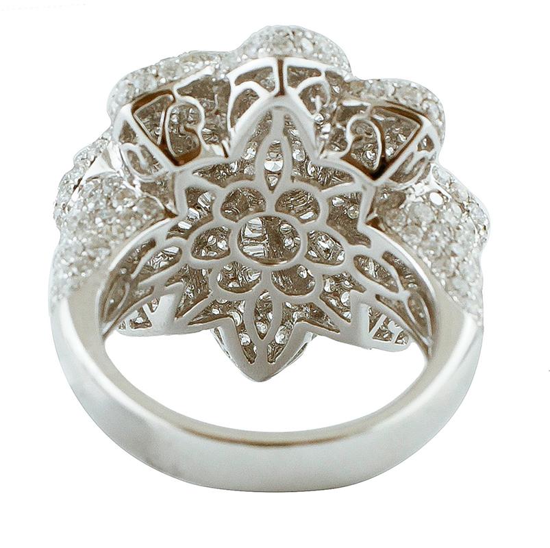 Brilliant Cut Round and Baguette Diamonds, 18 Karat White Gold Flower Ring