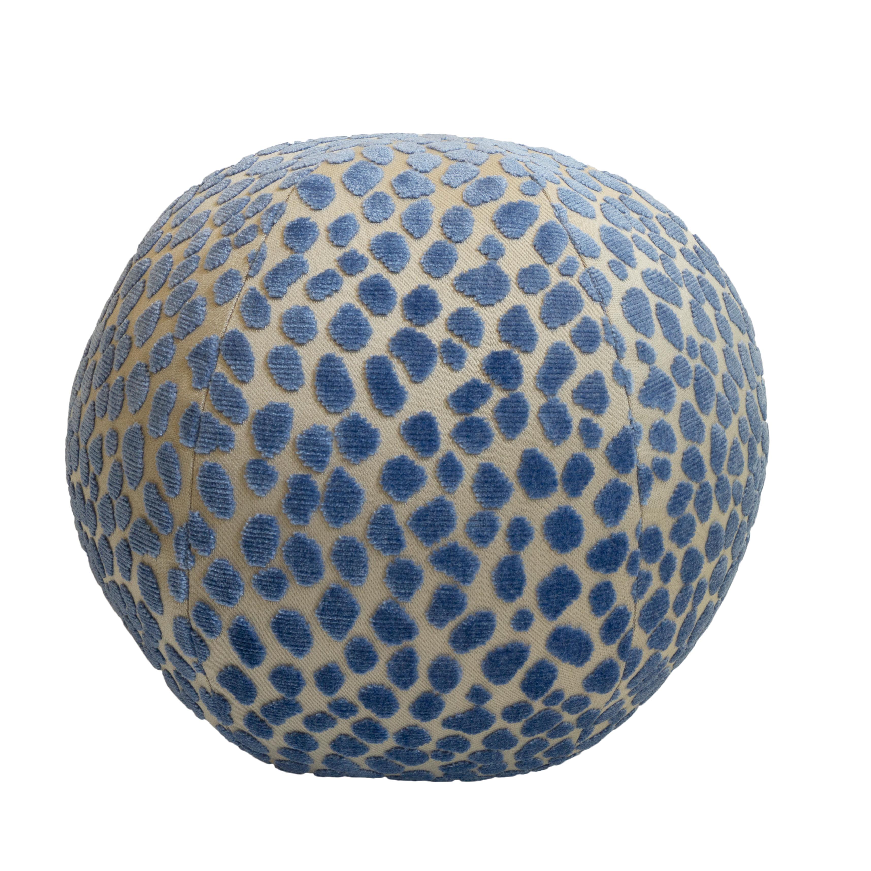 Our Samoa velvet ball pillow is made with Osborne and Little’s Tupai fabric which features an all-over pattern of jacquard velvet dots in vibrant light blue. All pillows are handsewn at our studio in Norwalk, CT. 

Measurements:

9” H x 12’ W.