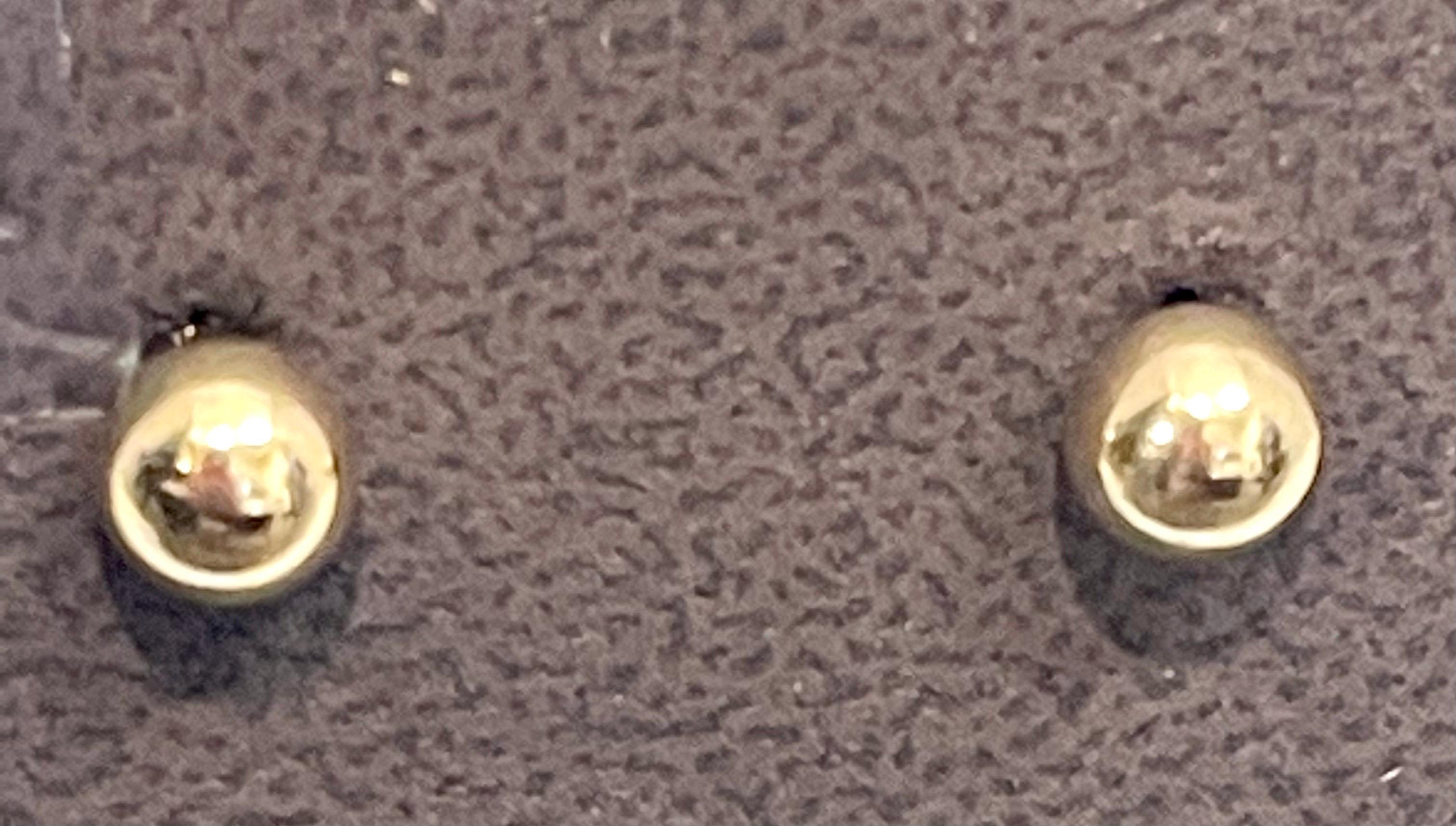 Round Ball Plain Gold Stud Post Earrings 14 Karat Yellow Gold In Excellent Condition For Sale In New York, NY