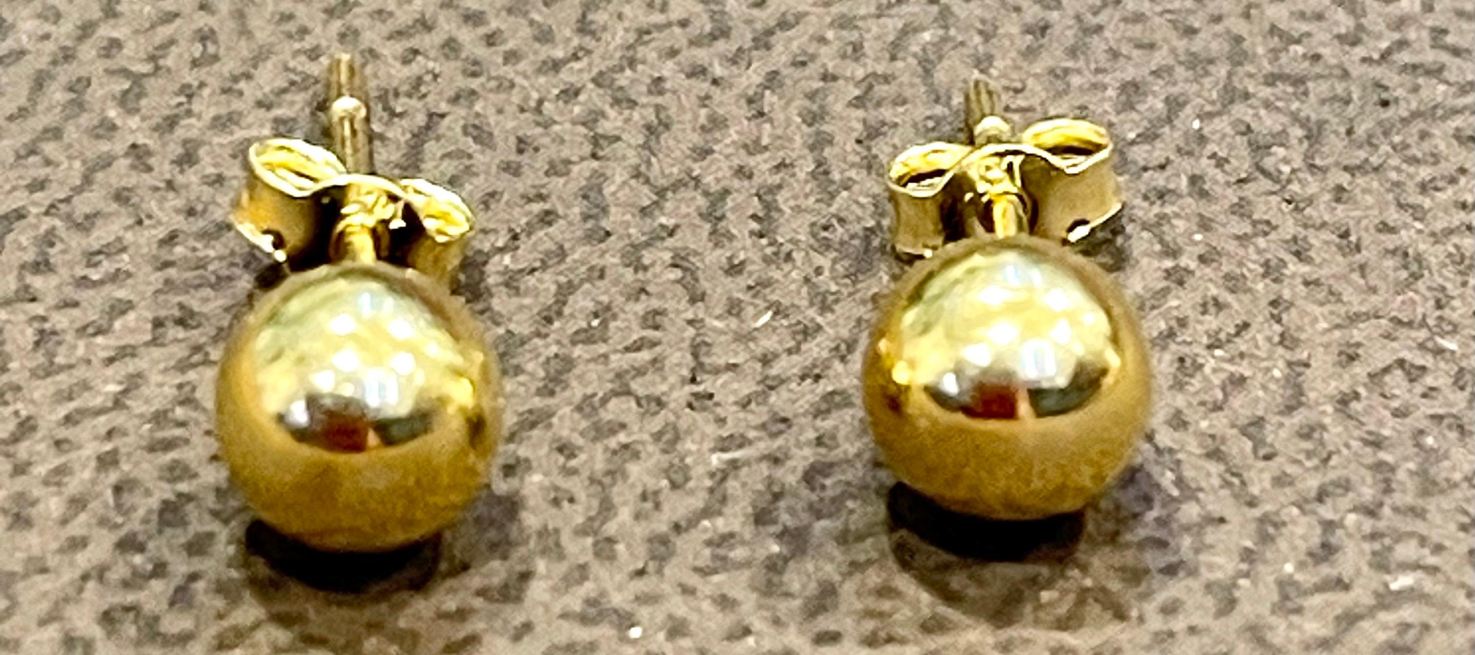 Round Ball Plain Gold Stud Post Earrings 14 Karat Yellow Gold For Sale 2