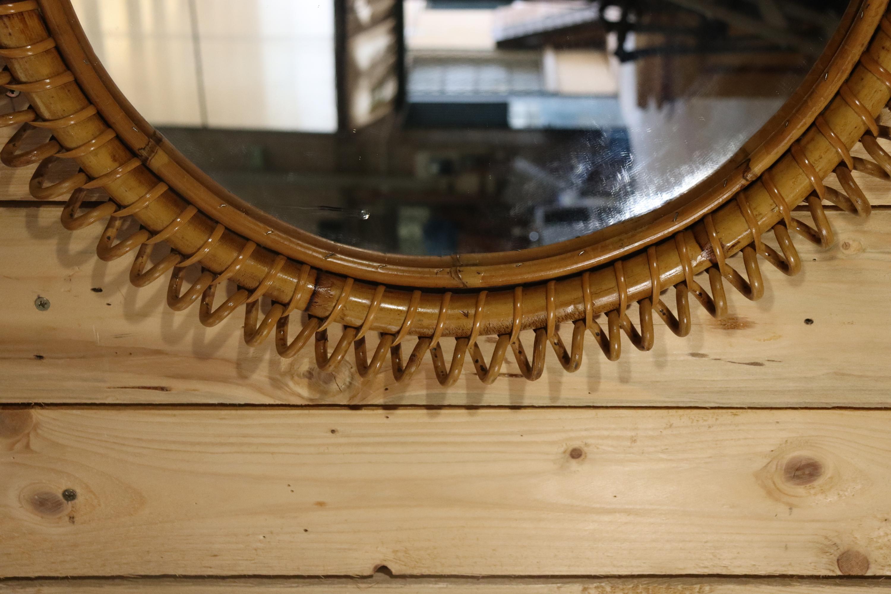 Mid-Century Modern Round Bamboo And Rattan Mirror By Franco Albini 1960 en vente
