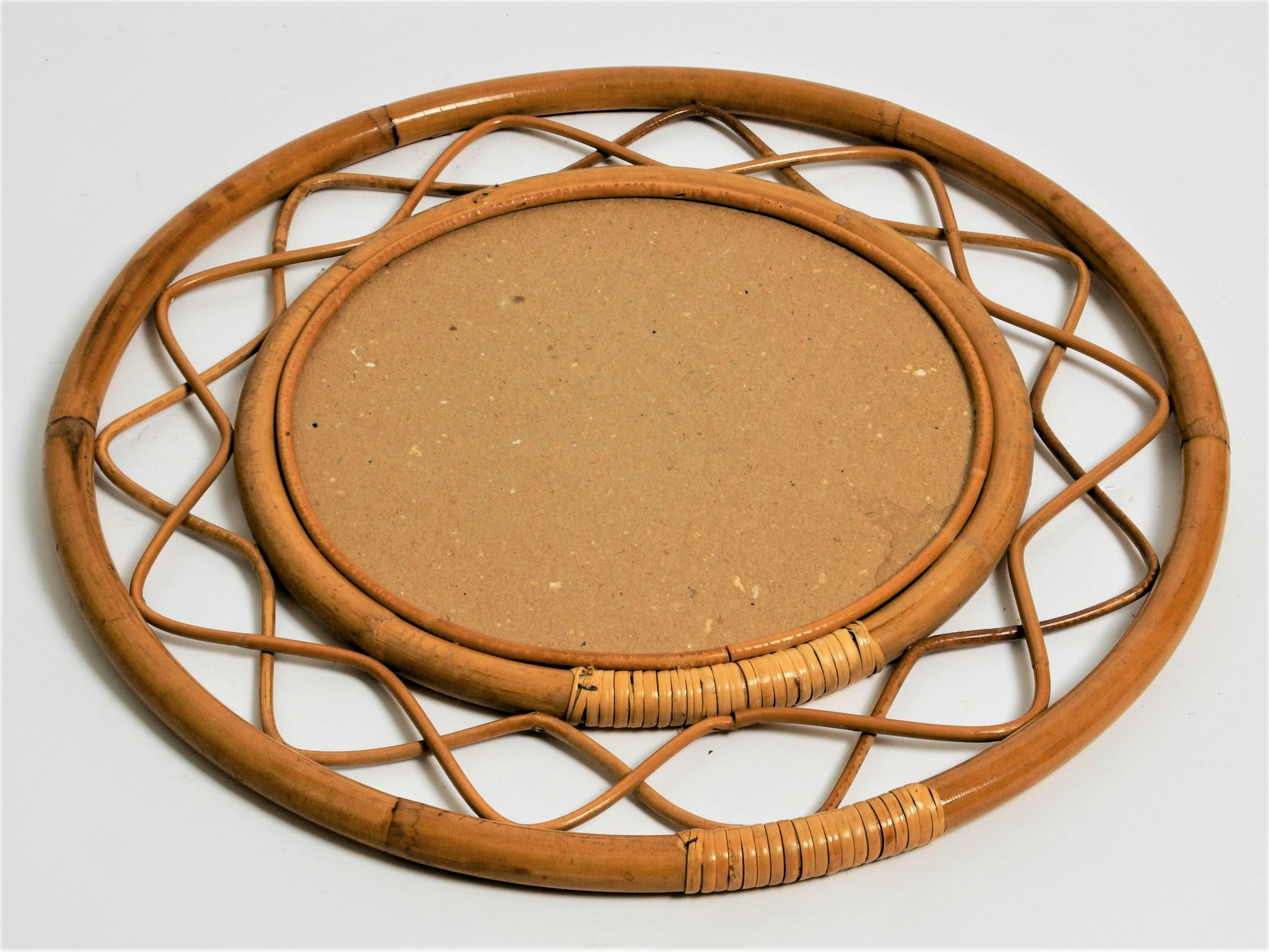 Round Mid-Century Bamboo Rattan Mirror, Italy, 1970s For Sale 5