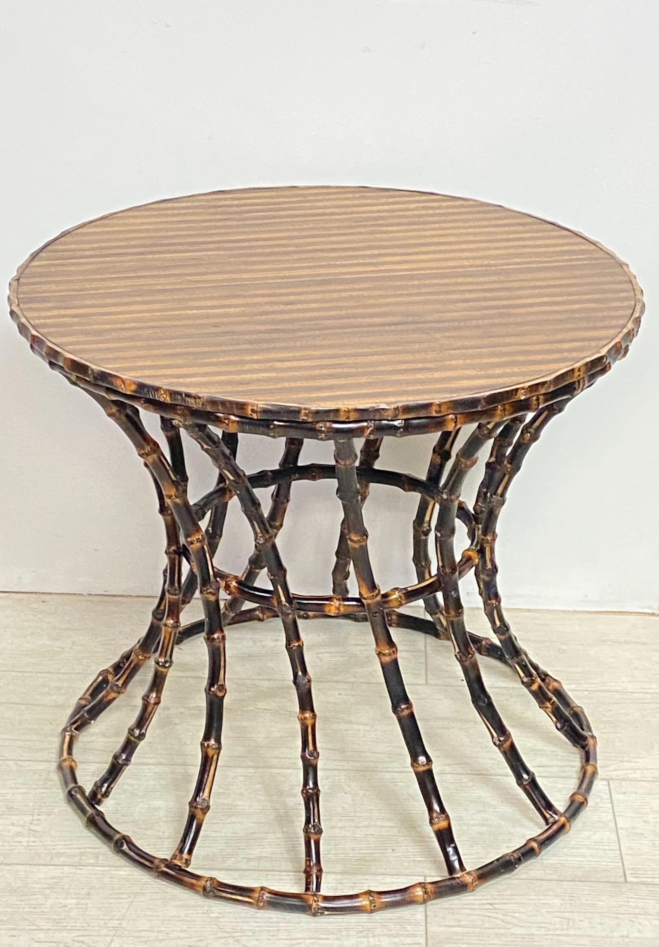 Round Bamboo Side / End Table, Mid 20th Century For Sale 1