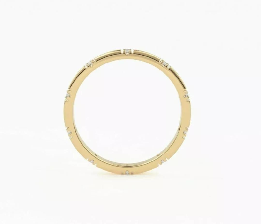 Anello rotondo con diamante in oro 14k Anello con pietra di nascita Anello regalo di compleanno Anello con diamante in vendita 1