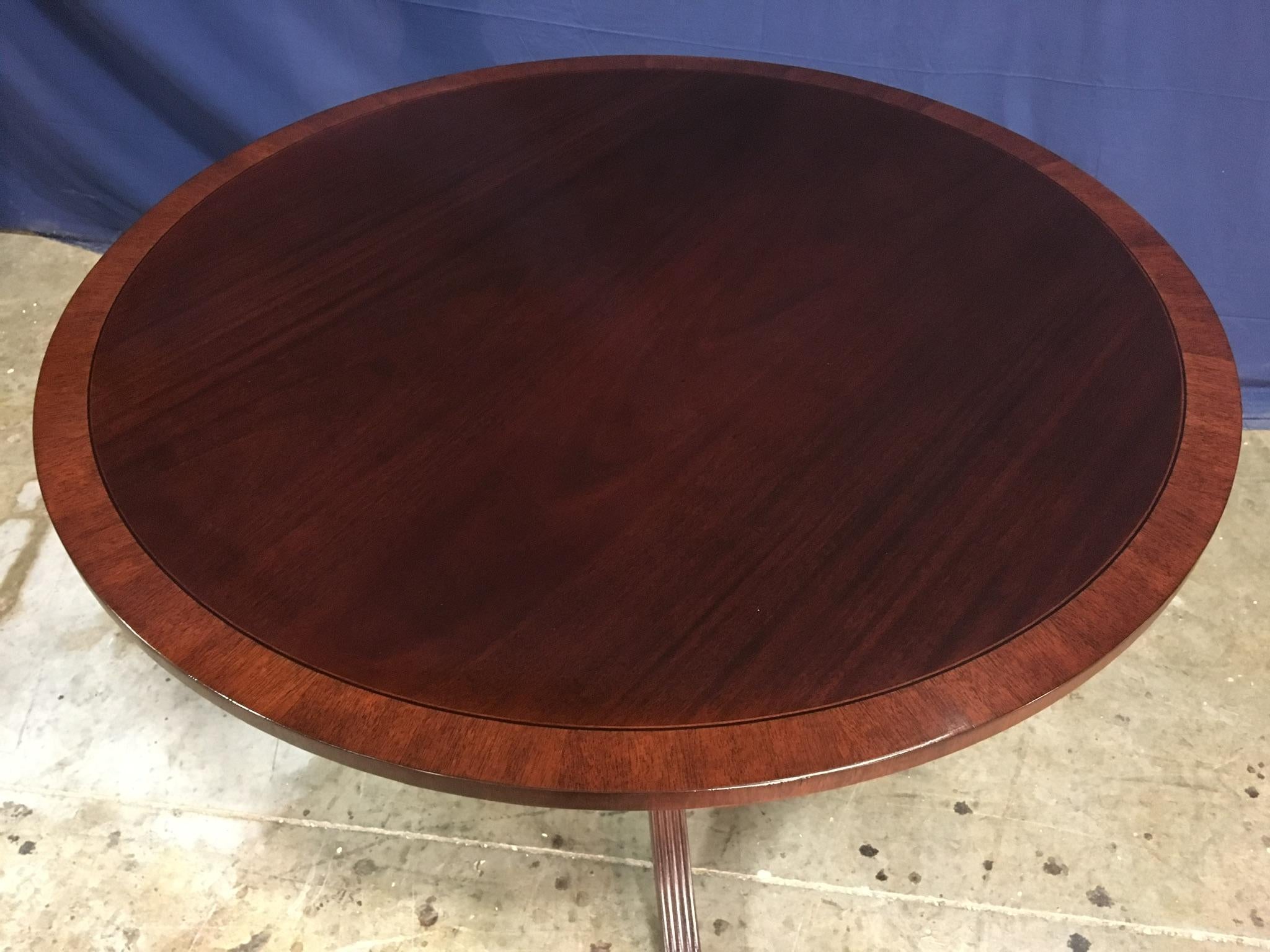 Round Banded Mahogany Georgian Style Accent Foyer Table by Leighton Hall For Sale 1