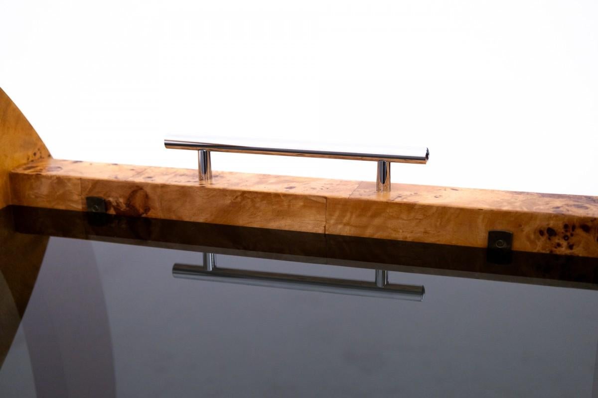 Walnut Round bar on wheels, Poland, mid-20th century. For Sale