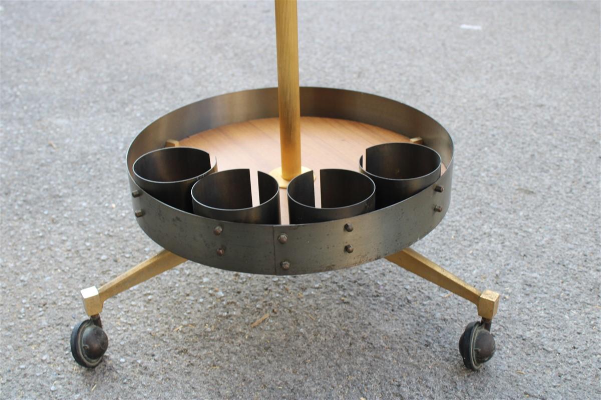 Mid-Century Modern Round Bar Trolley in Brass Curved Steel Italian Midcentury Design For Sale