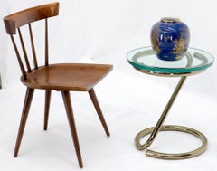 Runder Beistelltisch im Bauhausstil