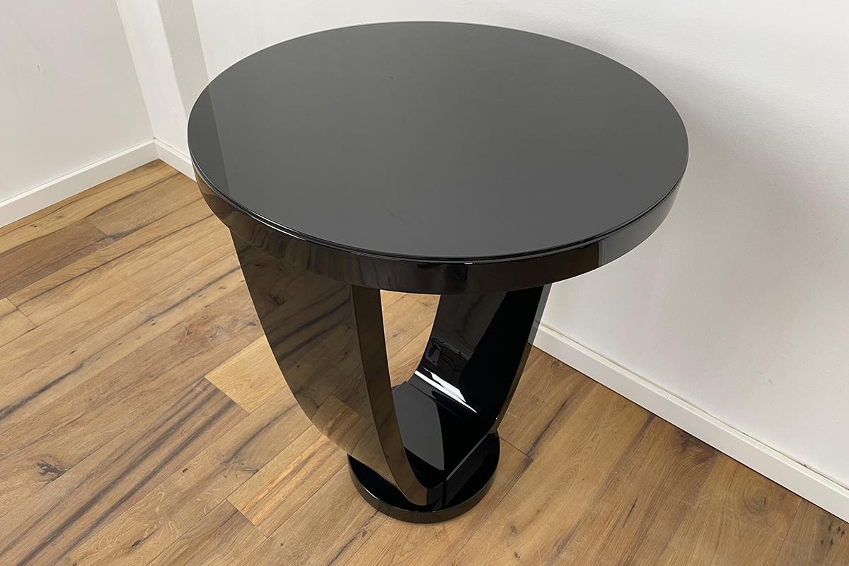 XXIe siècle et contemporain Table de bistrot ronde de style Art déco en laque piano noire par Tischlerei Hänsdieke en vente