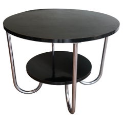 Guéridon rond noir et chrome, oeuvre française, dans le style de Marcel Breuer. Ci