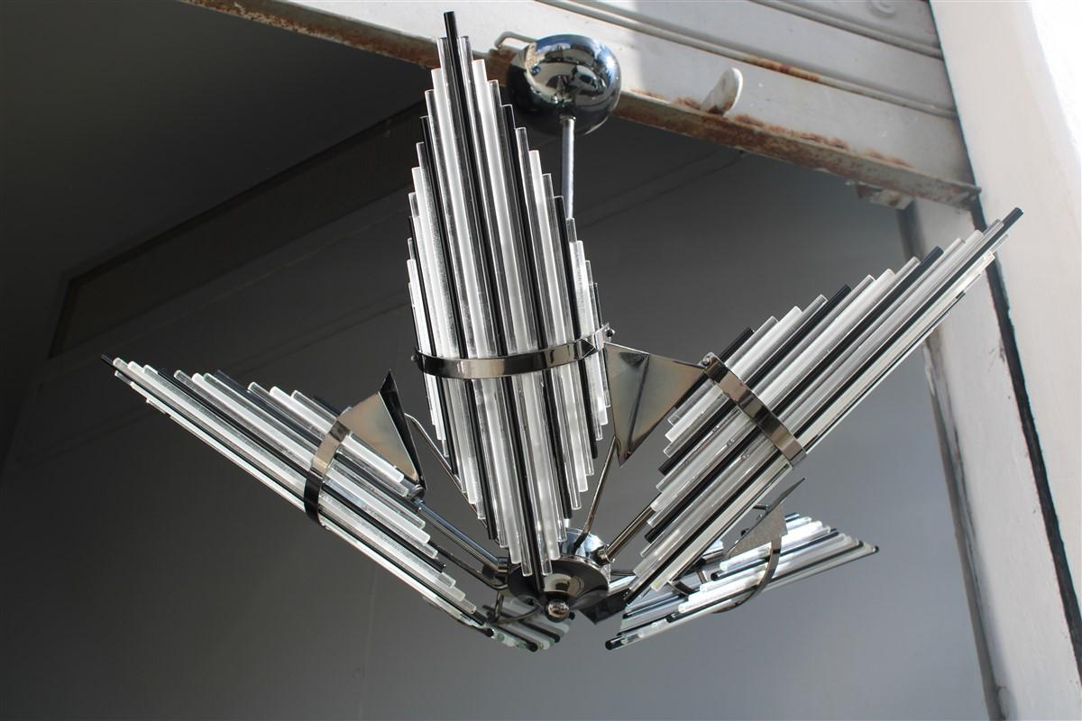 Mid-Century moderno Lampadario rotondo bianco e nero italiano minimalista Sciolari Design 1980 in vendita