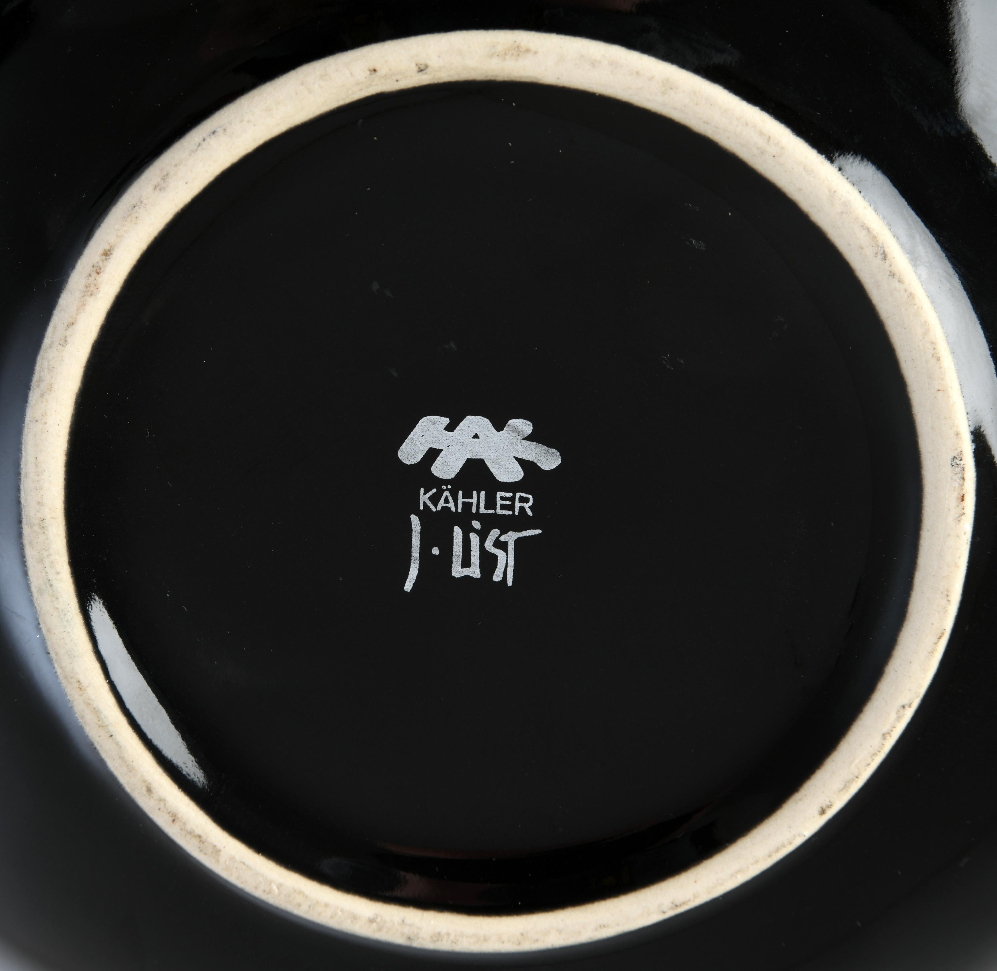 Round black ceramic teapot, Kahler Denmark designed by J. List Amstrup For Sale 3
