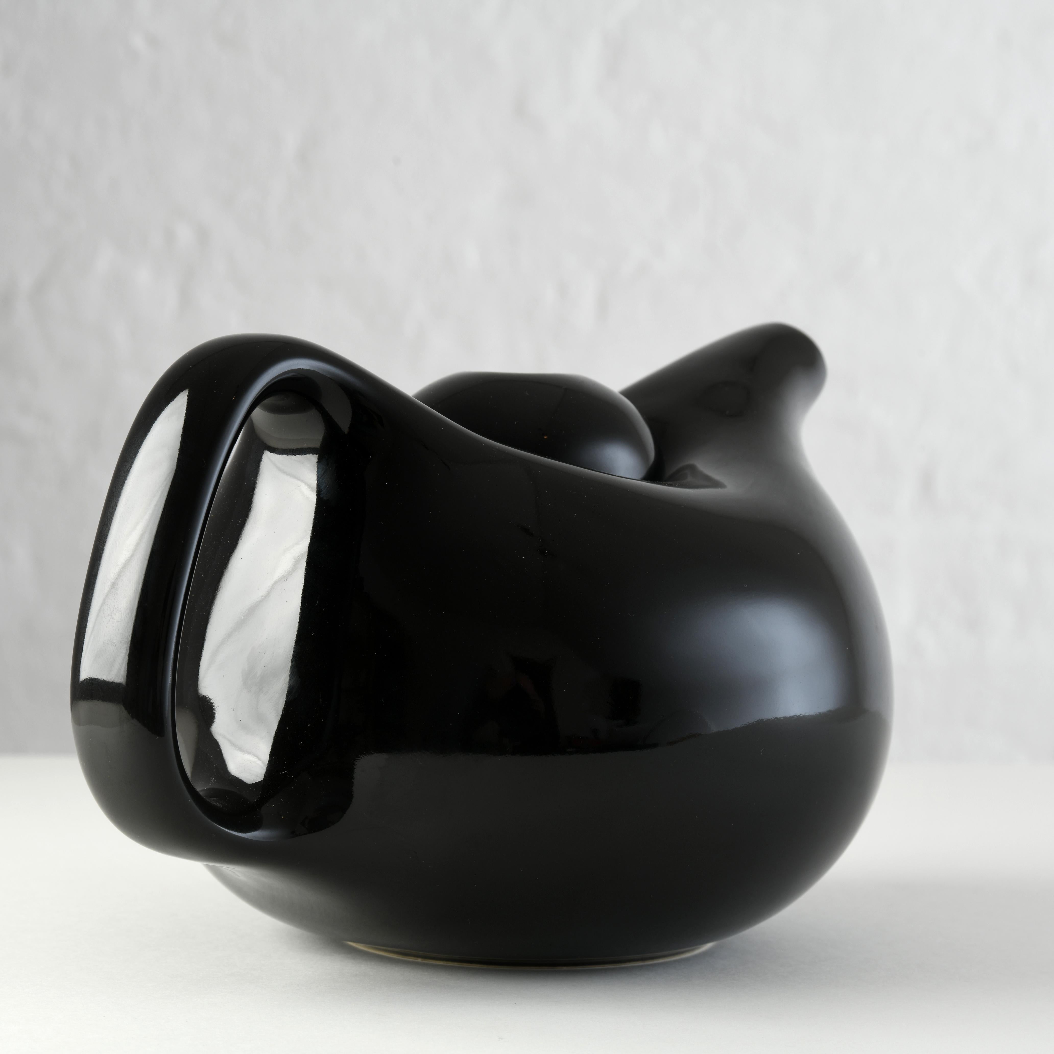 Scandinavian Modern Round black ceramic teapot, Kahler Denmark designed by J. List Amstrup For Sale