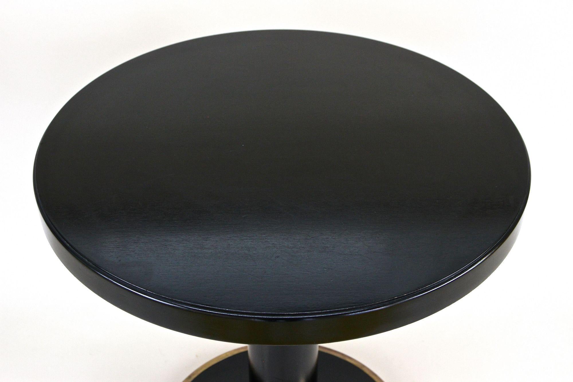 Austrian Round Black Coffee Table/ Side Table by Thonet with Brass Base, Austria 1980 For Sale