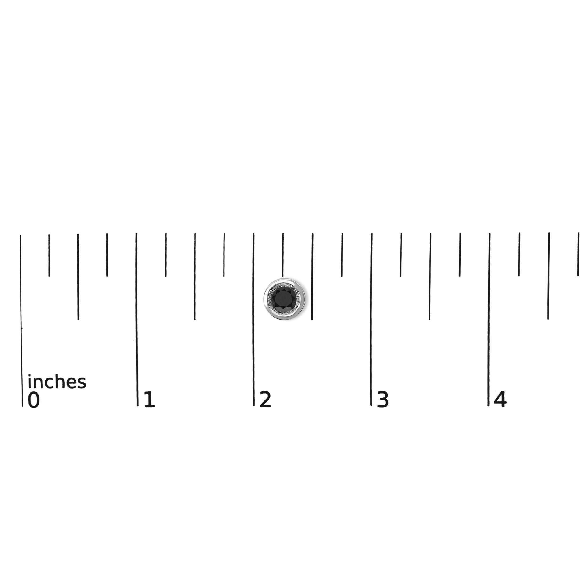 Boucles d'oreilles solitaires en argent serties d'un chaton de diamants noirs ronds avec fonds vissés Neuf - En vente à New York, NY