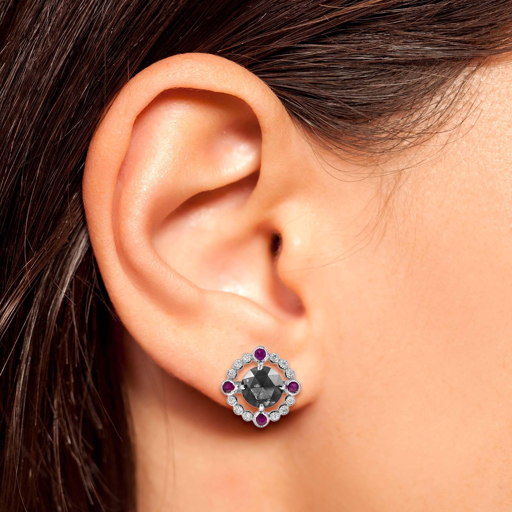 Round Black Diamond Red Ruby Art Deco Inspired Stud 14K White Gold Earrings Corte rosa en venta