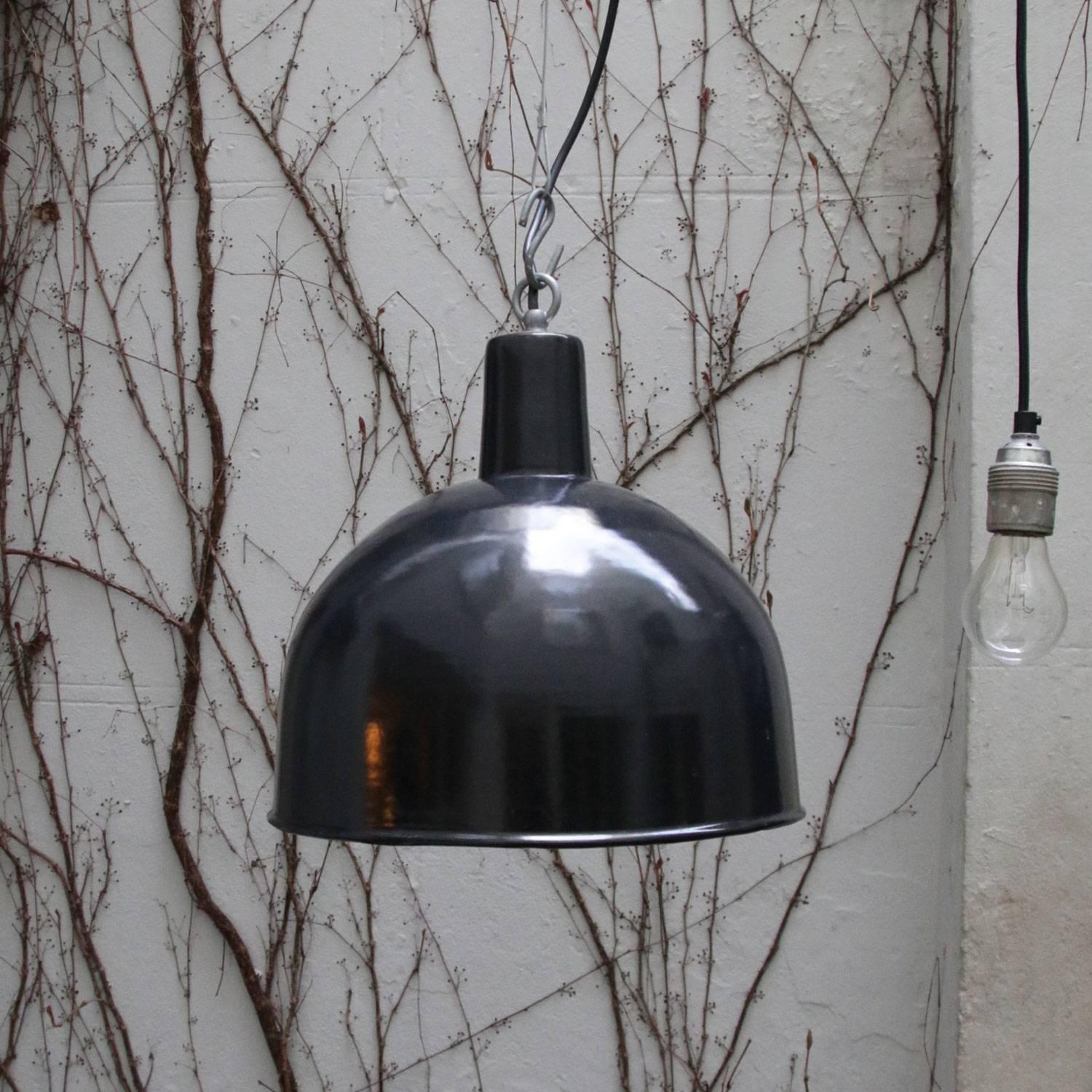 Round Black Enamel Factory Hanging Light Pendant (5x) 1